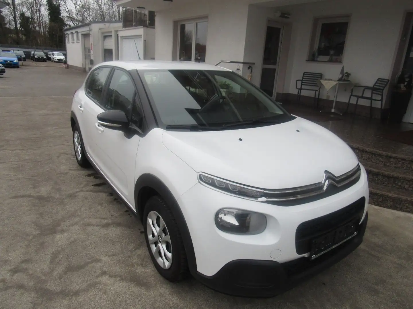 Citroen C3 Feel,KLIMA,E-FENSTER,57000 KM. Blanc - 1