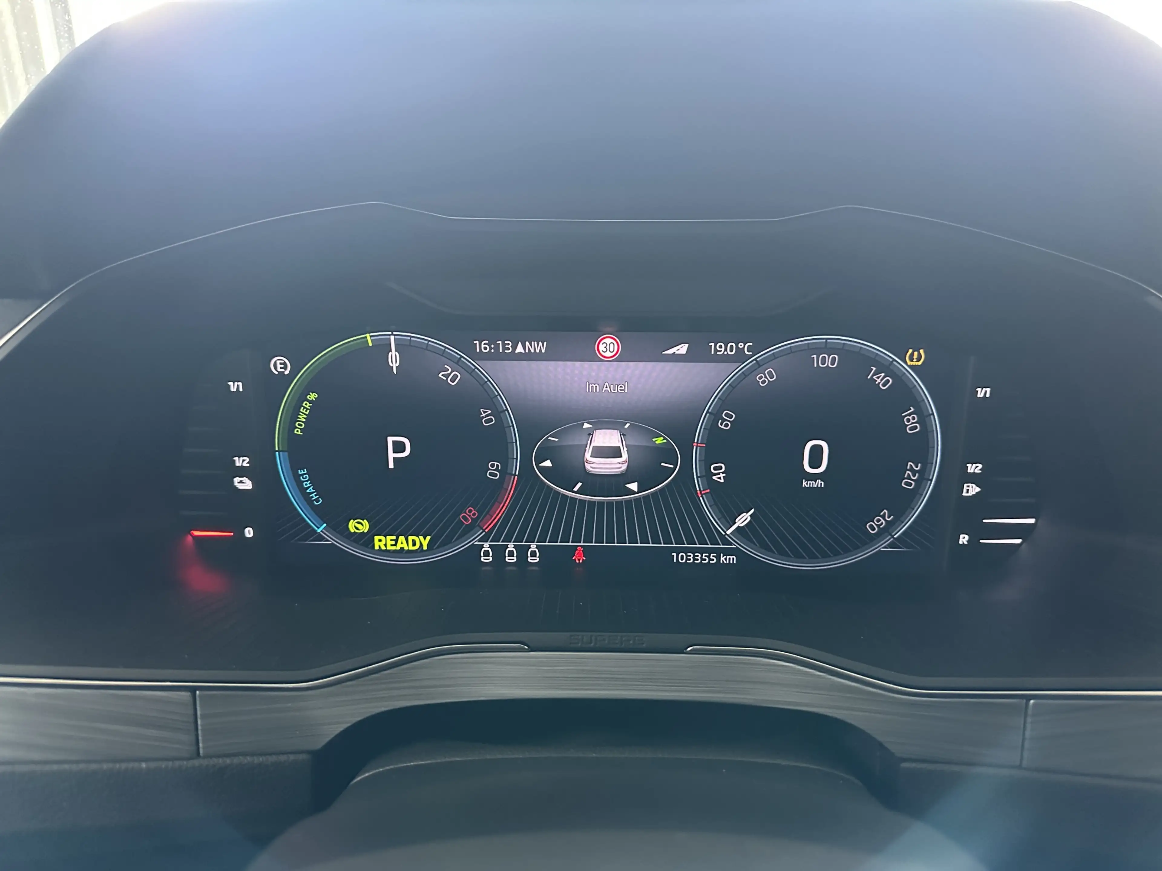 Skoda Superb Ambition iV Navi LED AHK SHZ STHZ AHK — photo 12
