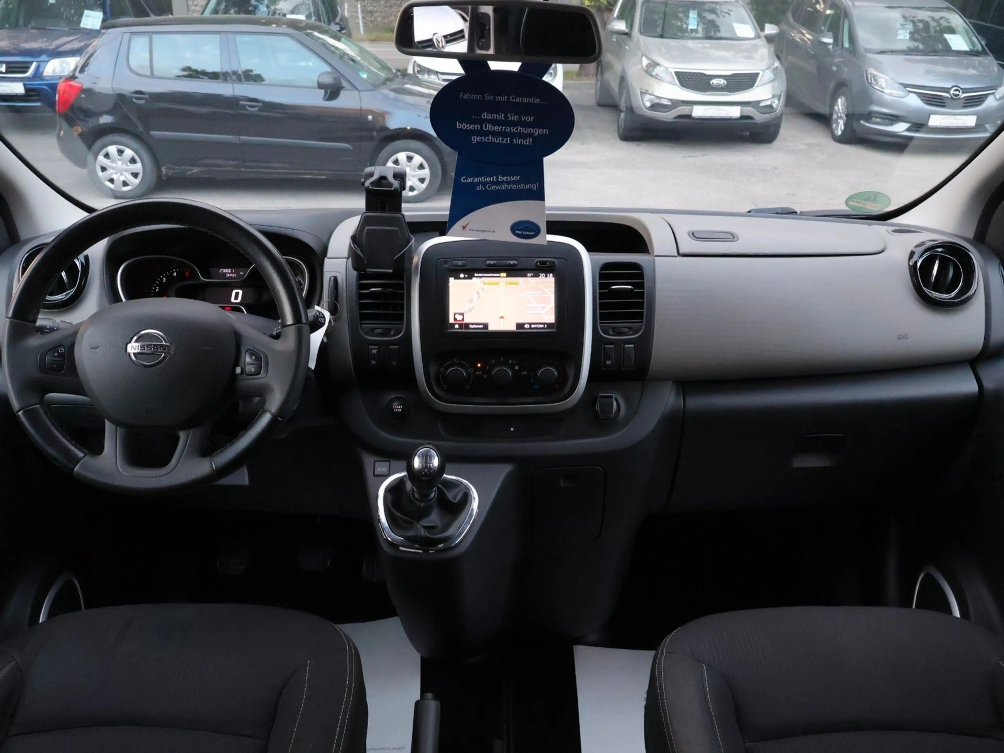 Nissan NV300 L1H1 2,7t PREMIUM 8-Sitzer-NAVI-KAMERA-AHK — photo 9