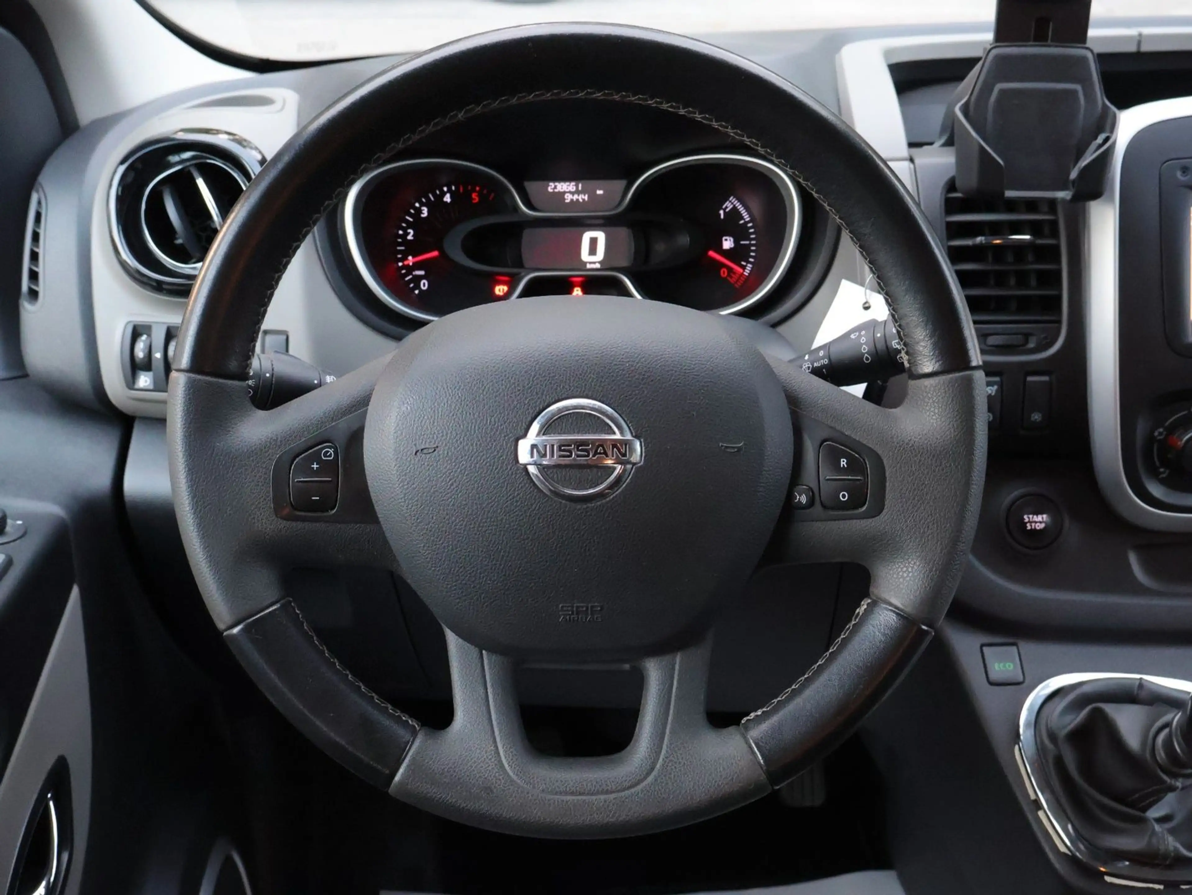 Nissan NV300 L1H1 2,7t PREMIUM 8-Sitzer-NAVI-KAMERA-AHK — photo 14