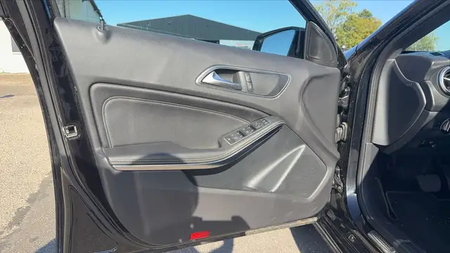Mercedes-Benz A-Class view 7