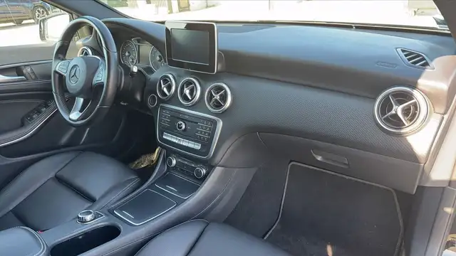 Mercedes-Benz A-Class view 10
