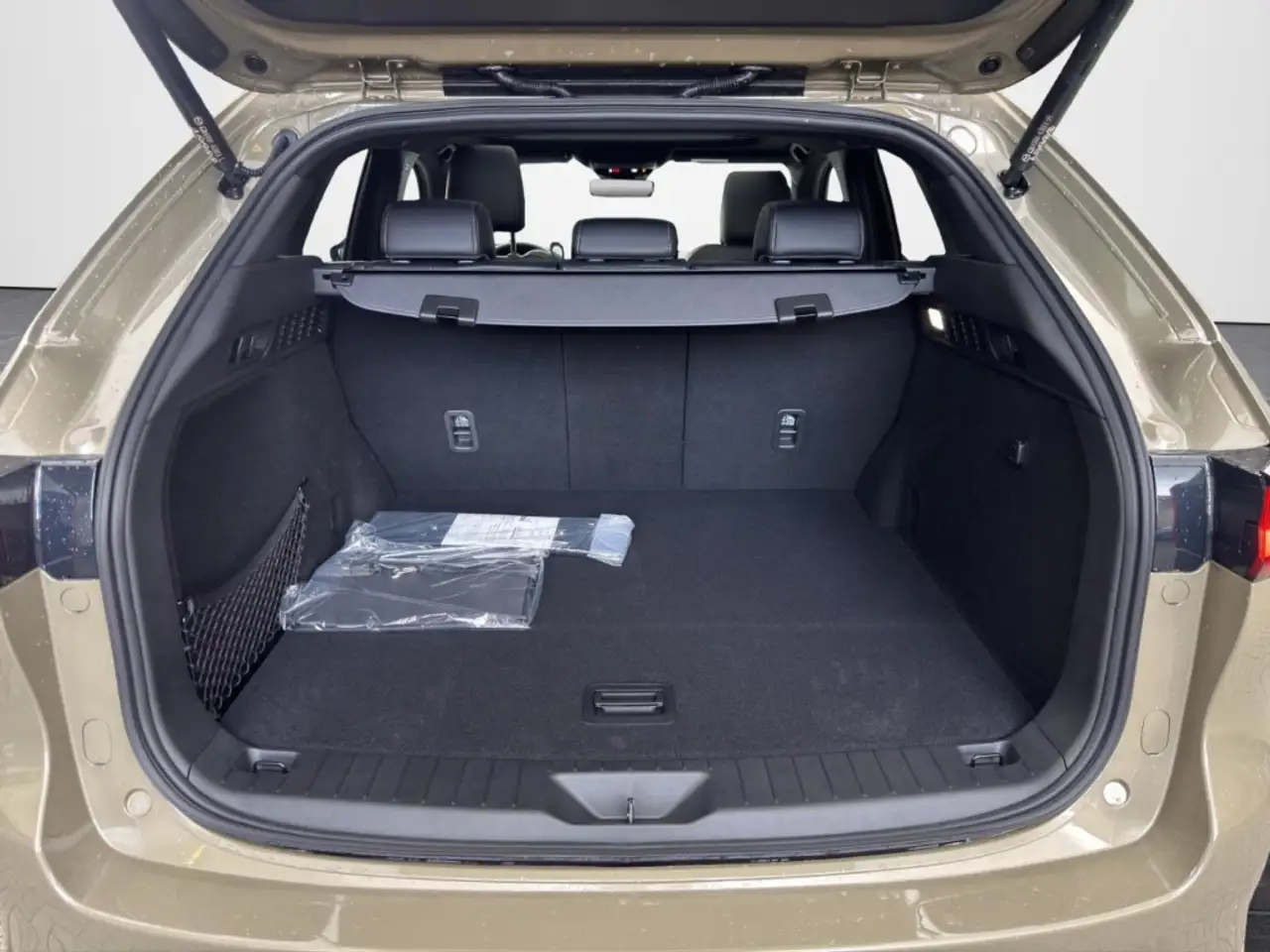 Mazda CX-60 2.5L e-SKYACTIV PHEV 327ps Homura Plus BLOP, миниатюра 16