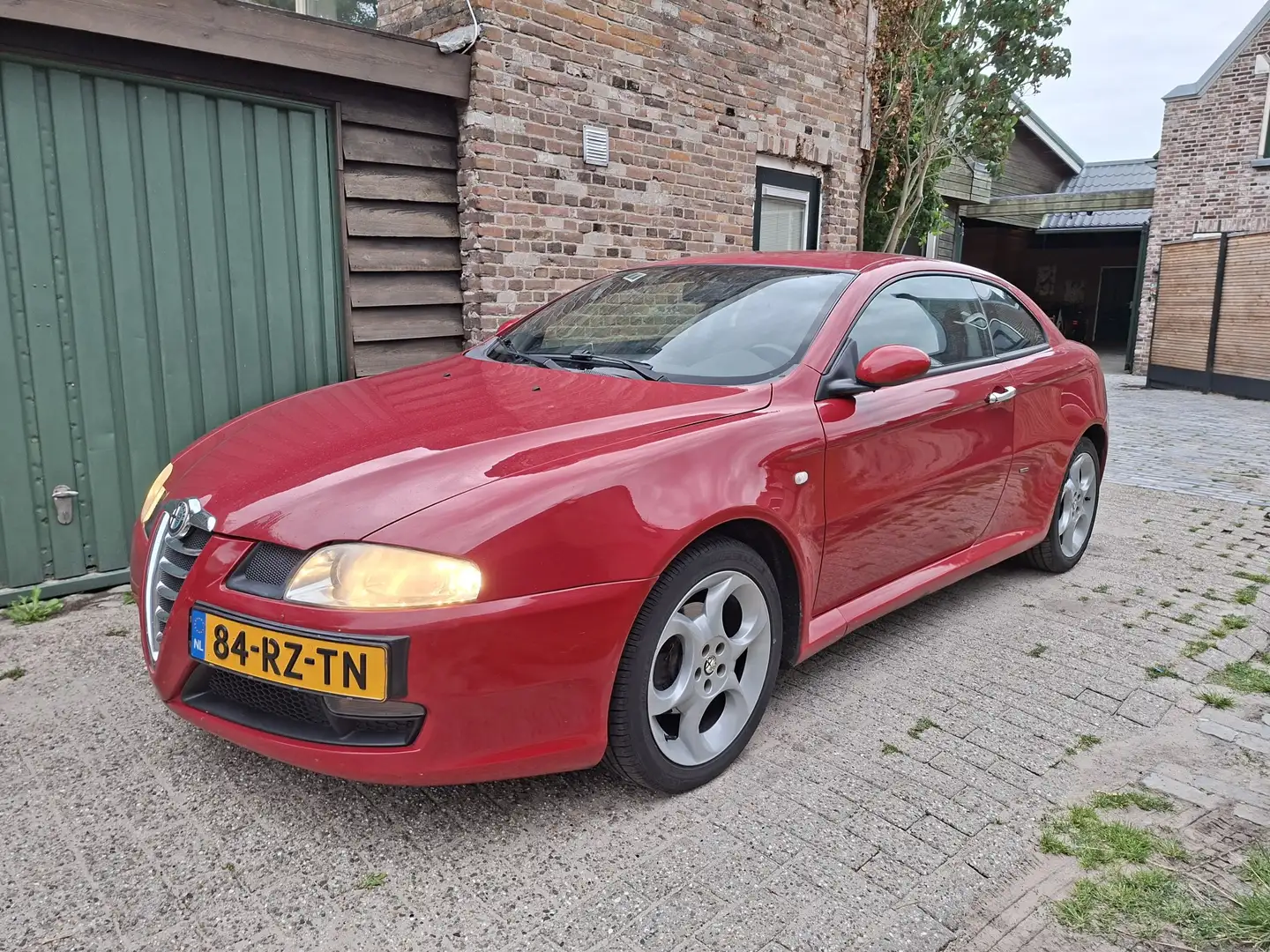 Alfa Romeo GT 1.8 TS Distinctive Rood - 1