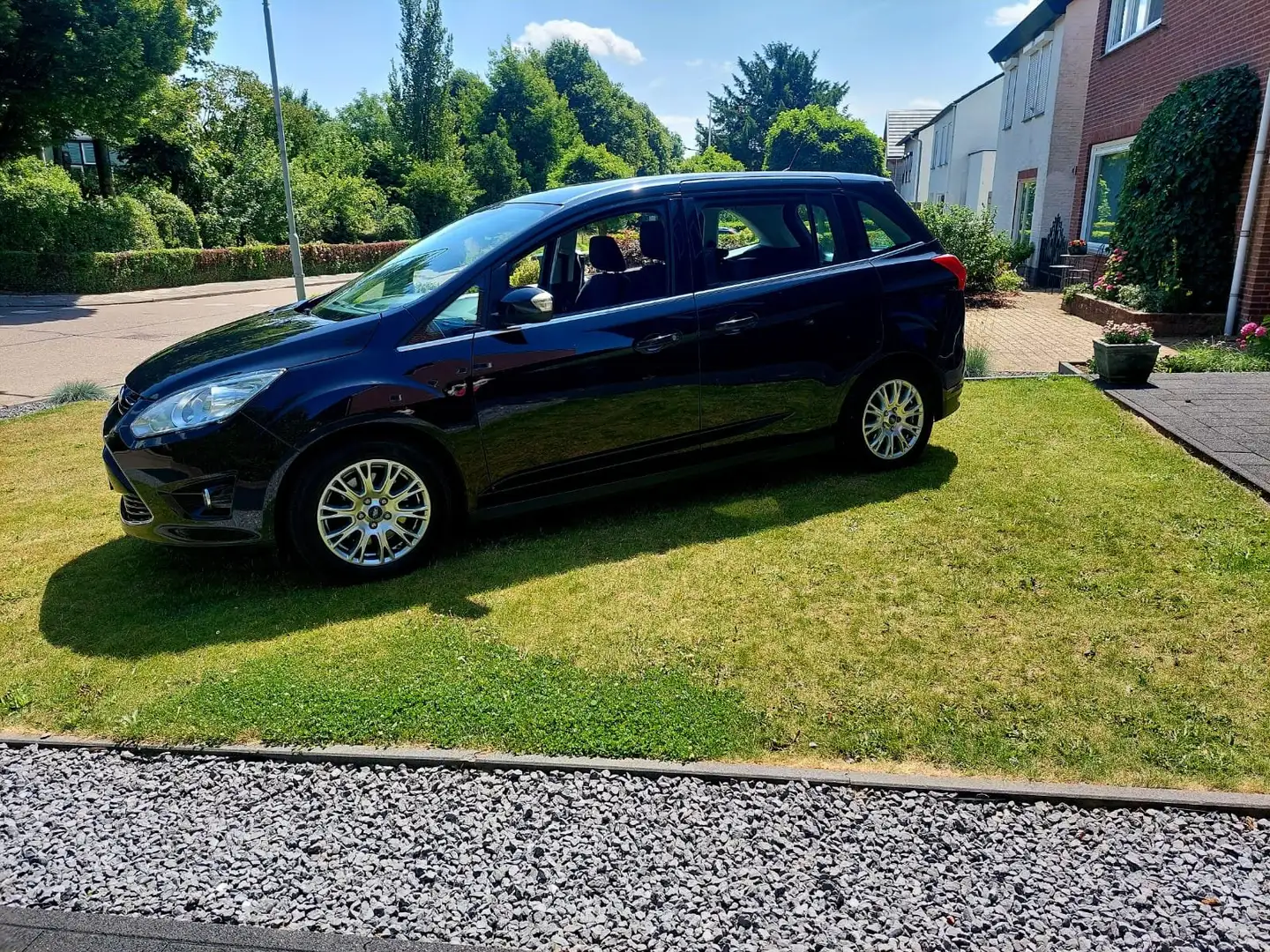 Ford Grand C-Max Grand C-Max 1.6 TDCi Titanium Zwart - 1