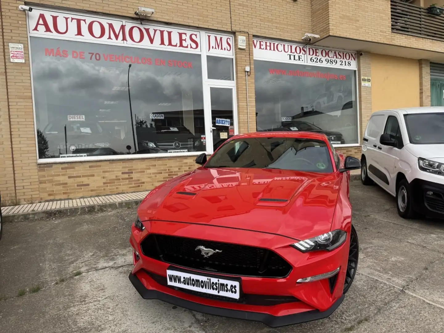 Ford Mustang Fastback 5.0 Ti-VCT GT Aut. Piros - 2
