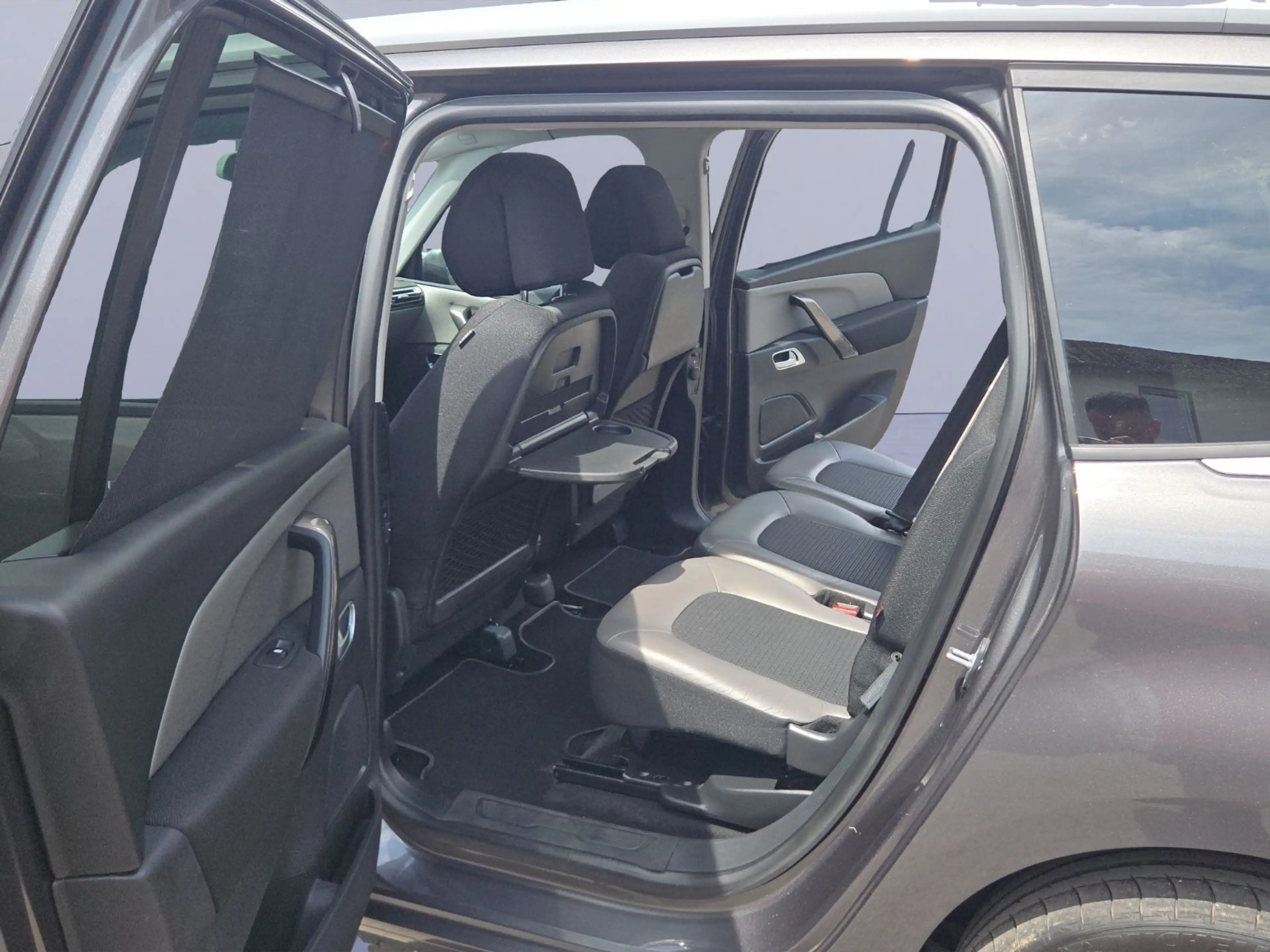 Citroen Grand C4 Picasso Grand C4 7Sitze/Pano/Kamera+2xPDC/AHK/Massage — photo 13