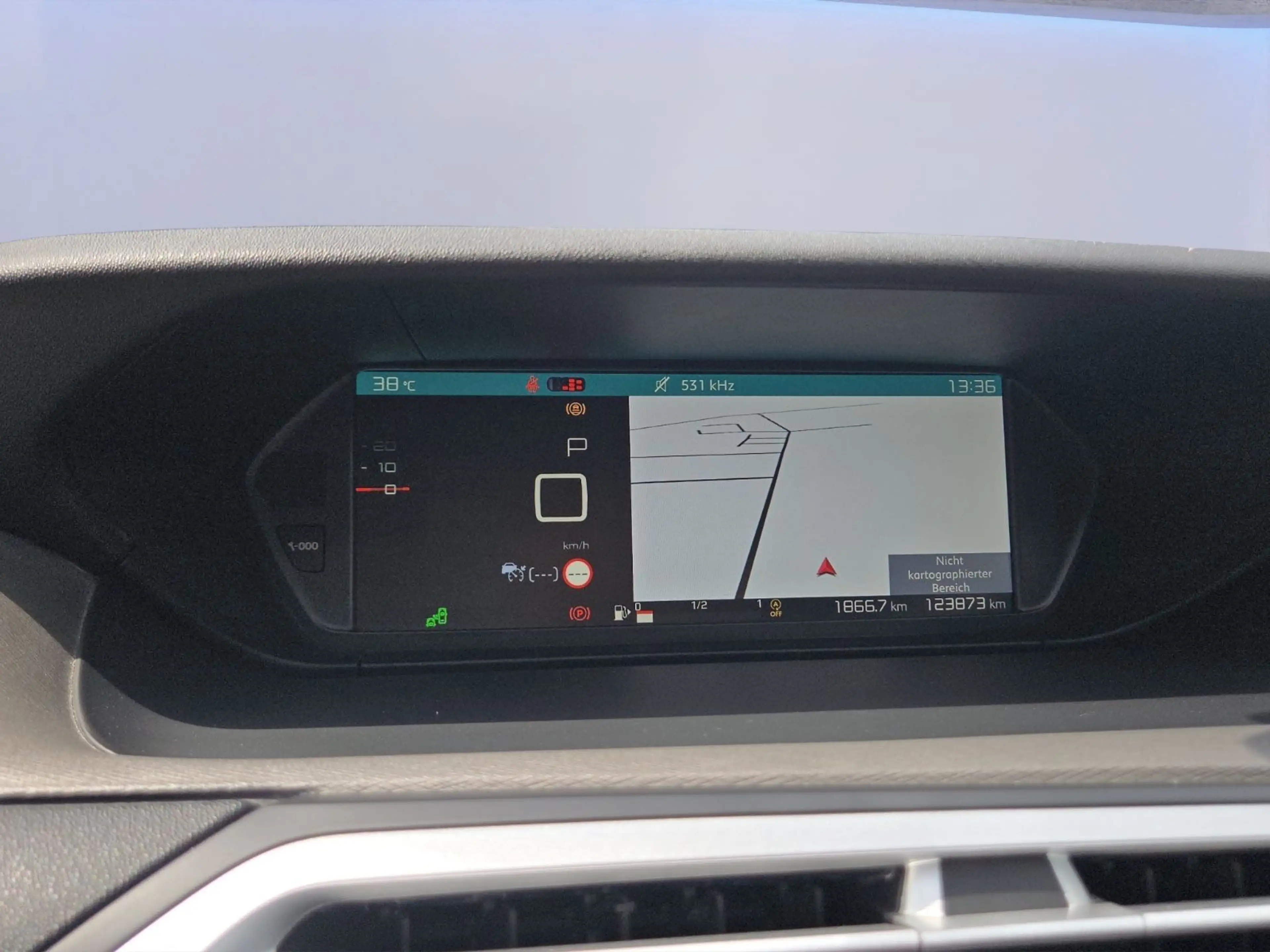 Citroen Grand C4 Picasso Grand C4 7Sitze/Pano/Kamera+2xPDC/AHK/Massage — photo 10