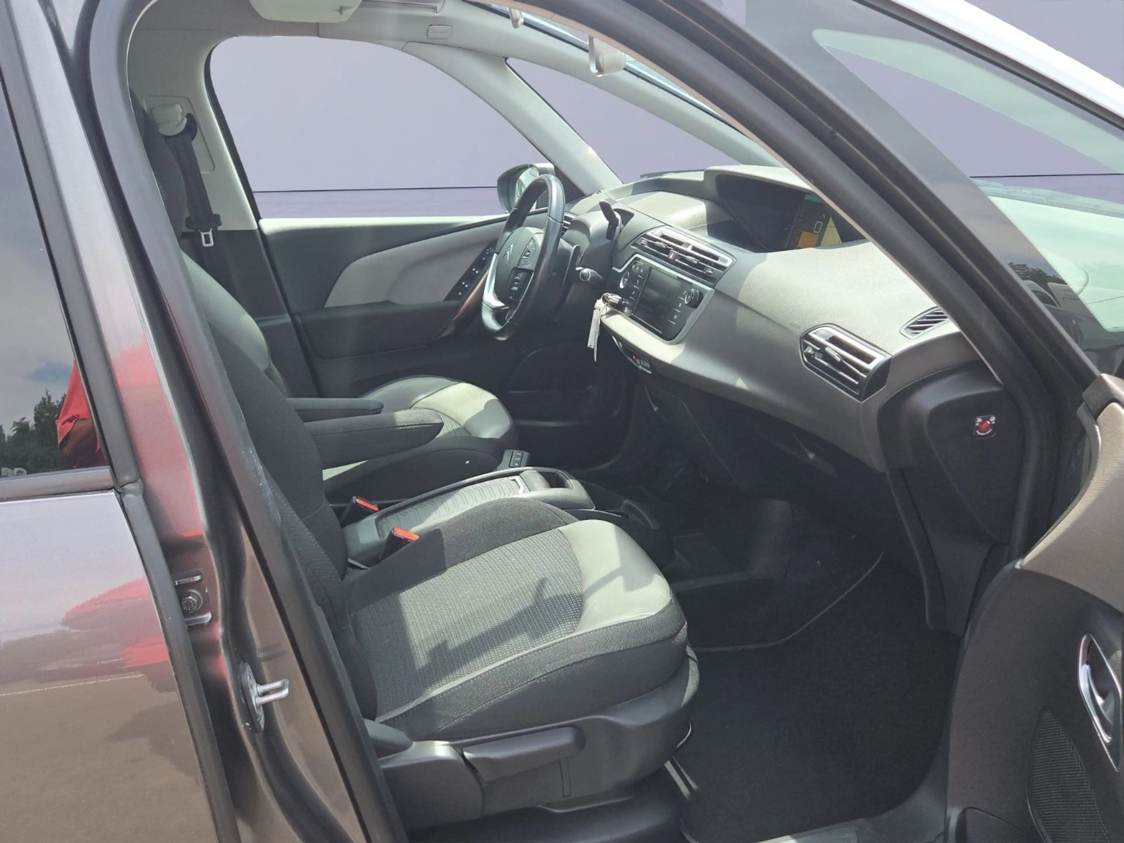 Citroen Grand C4 Picasso Grand C4 7Sitze/Pano/Kamera+2xPDC/AHK/Massage — photo 15