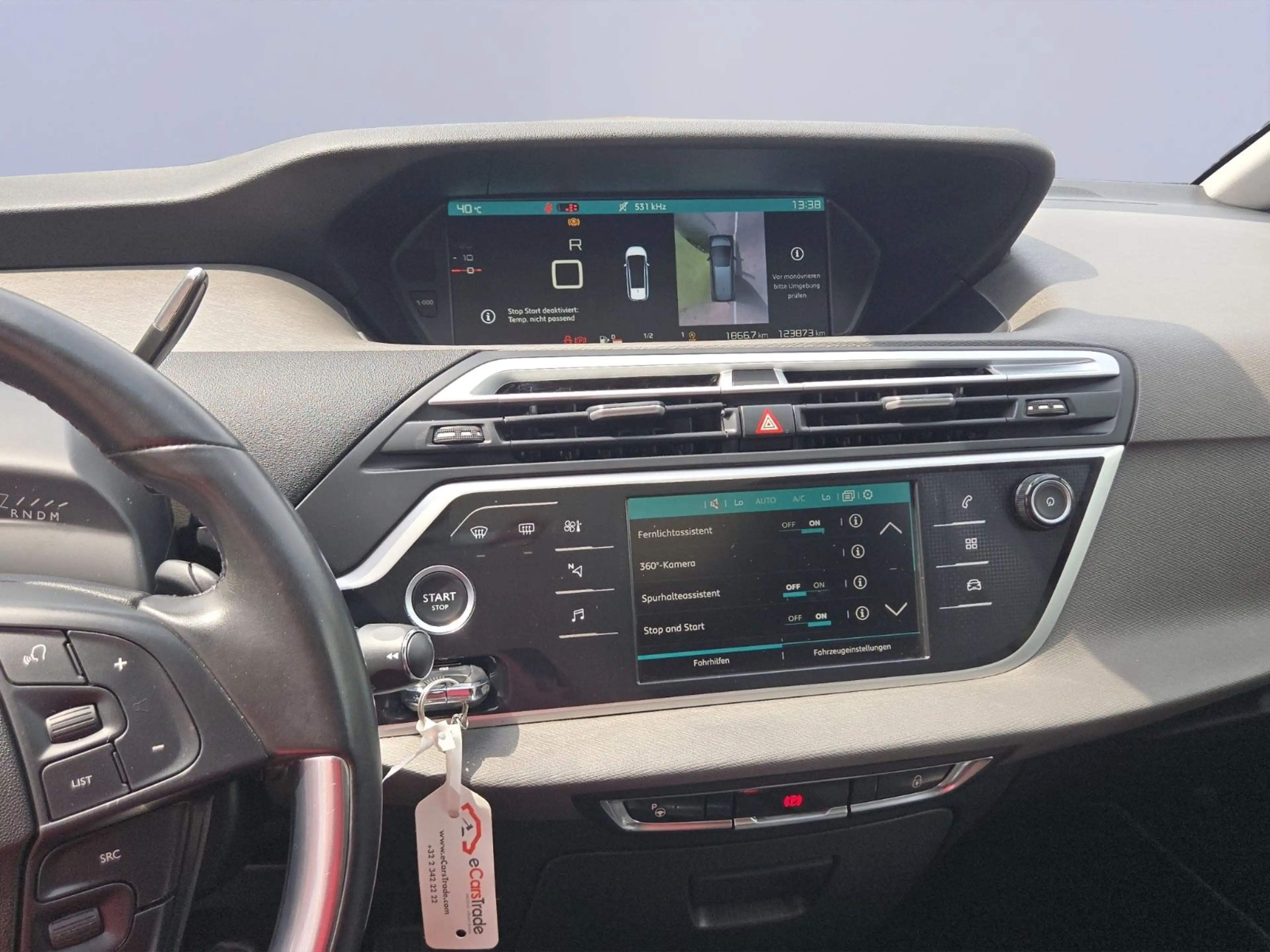 Citroen Grand C4 Picasso Grand C4 7Sitze/Pano/Kamera+2xPDC/AHK/Massage — photo 11
