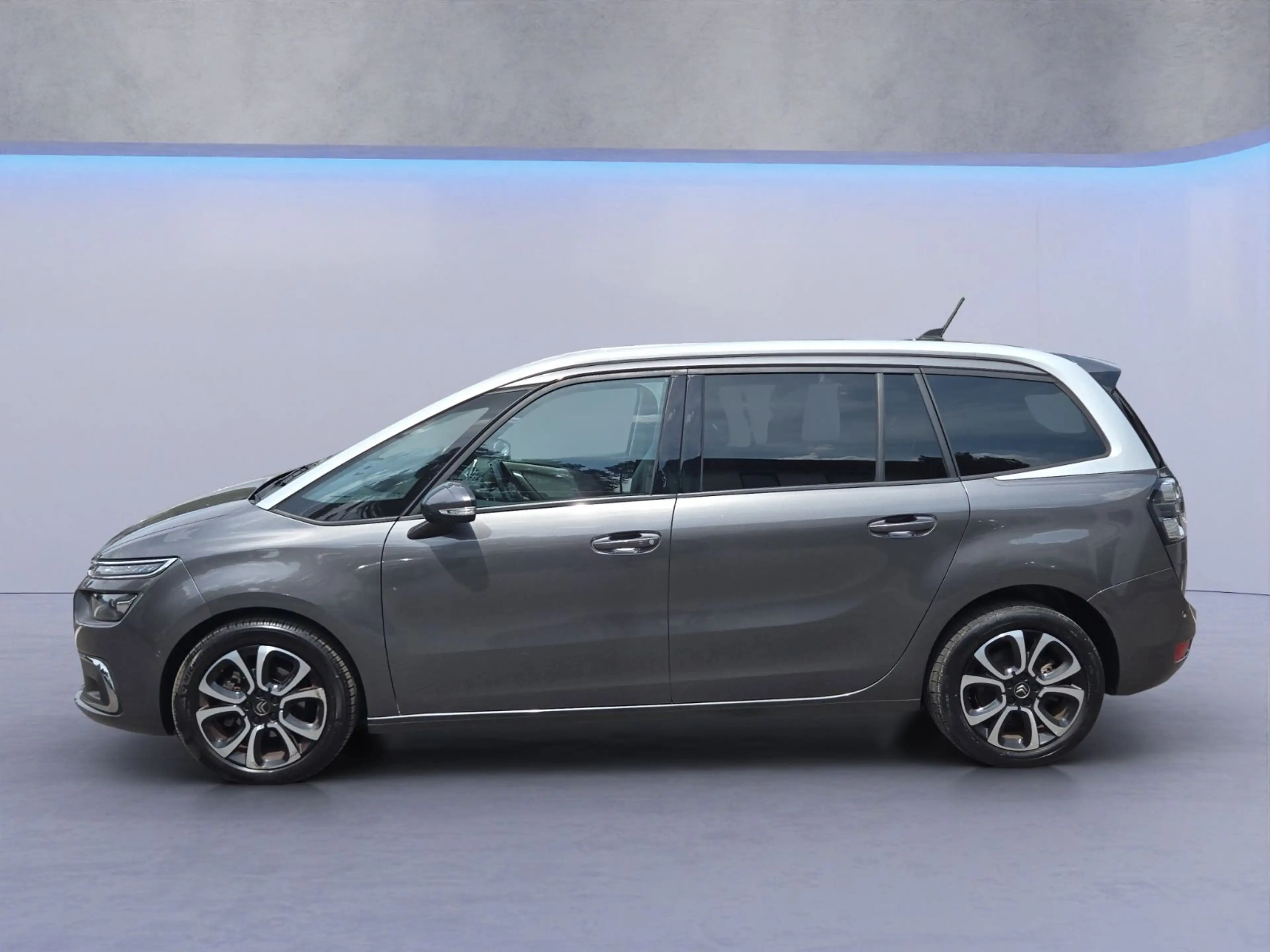 Citroen Grand C4 Picasso Grand C4 7Sitze/Pano/Kamera+2xPDC/AHK/Massage — photo 3