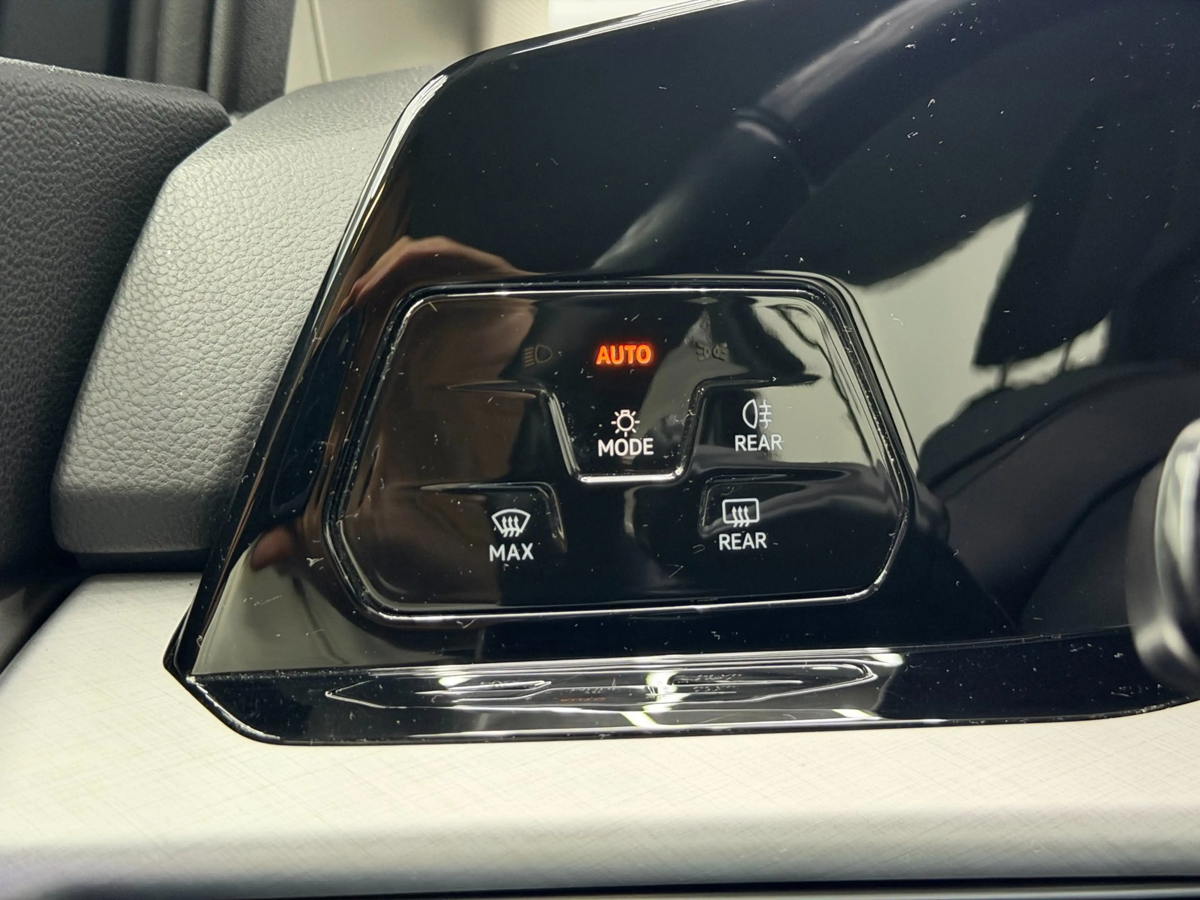 Volkswagen Golf Variant 1.0 TSI Life Business - Camera - Clima - ACC — photo 41
