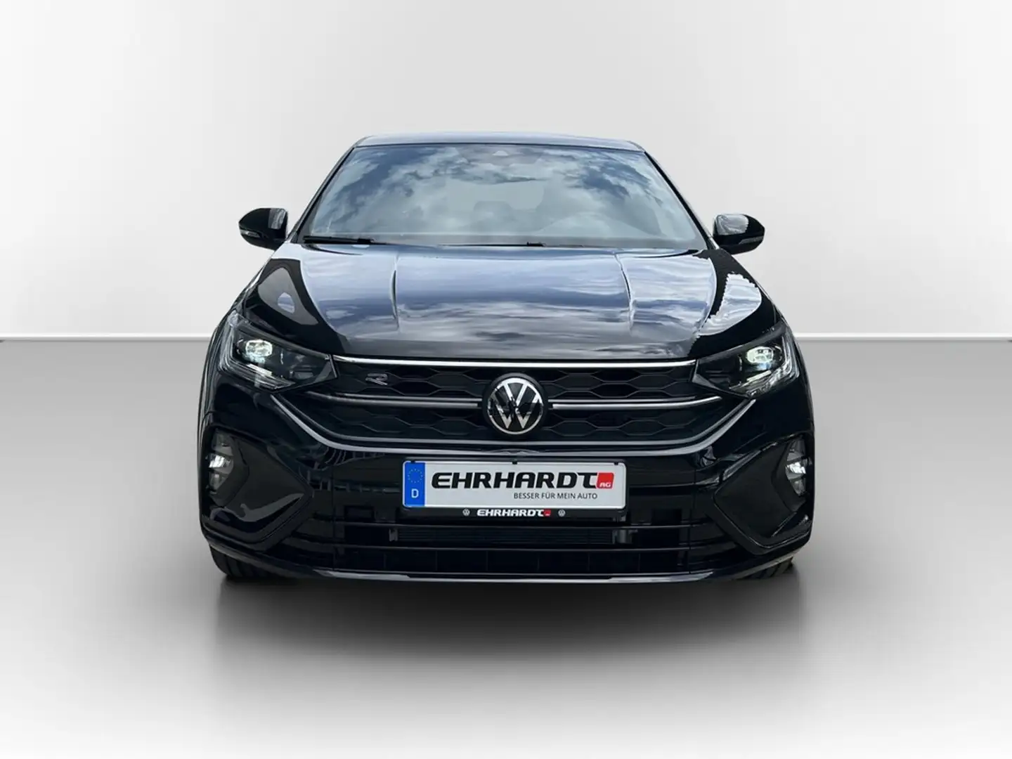 Volkswagen Taigo 1.5 TSI DSG R-Line PANO*AHK*IQ-LIGHT*NAV*SHZ*AC... Schwarz - 2