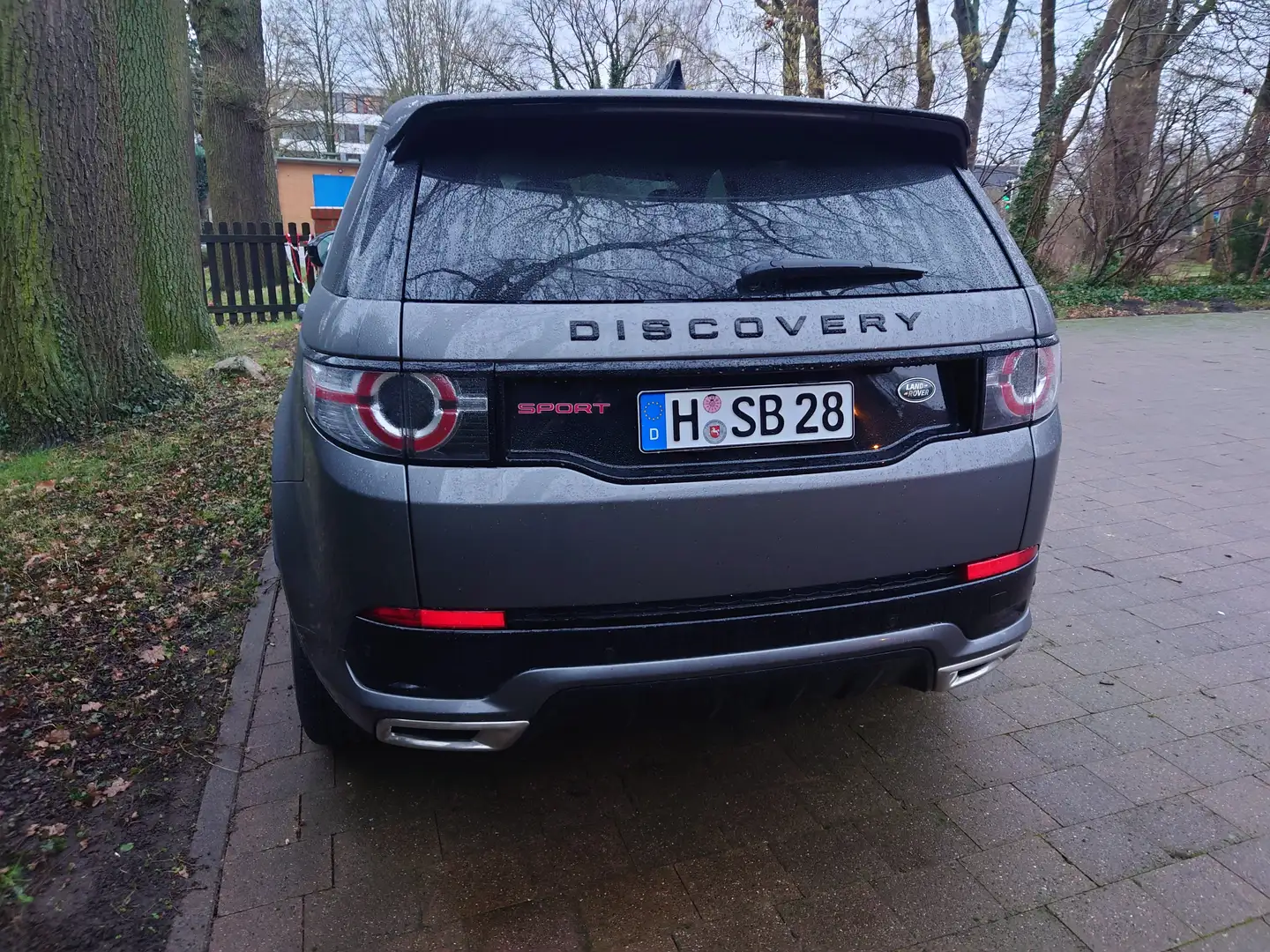 Land Rover Discovery Sport Discovery Sport TD4 Aut. SE Grau - 2