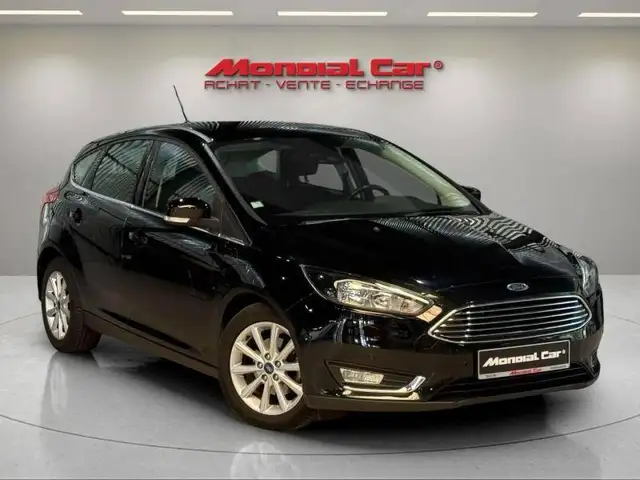 Ford Focus view 4