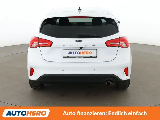 Ford Focus view 5