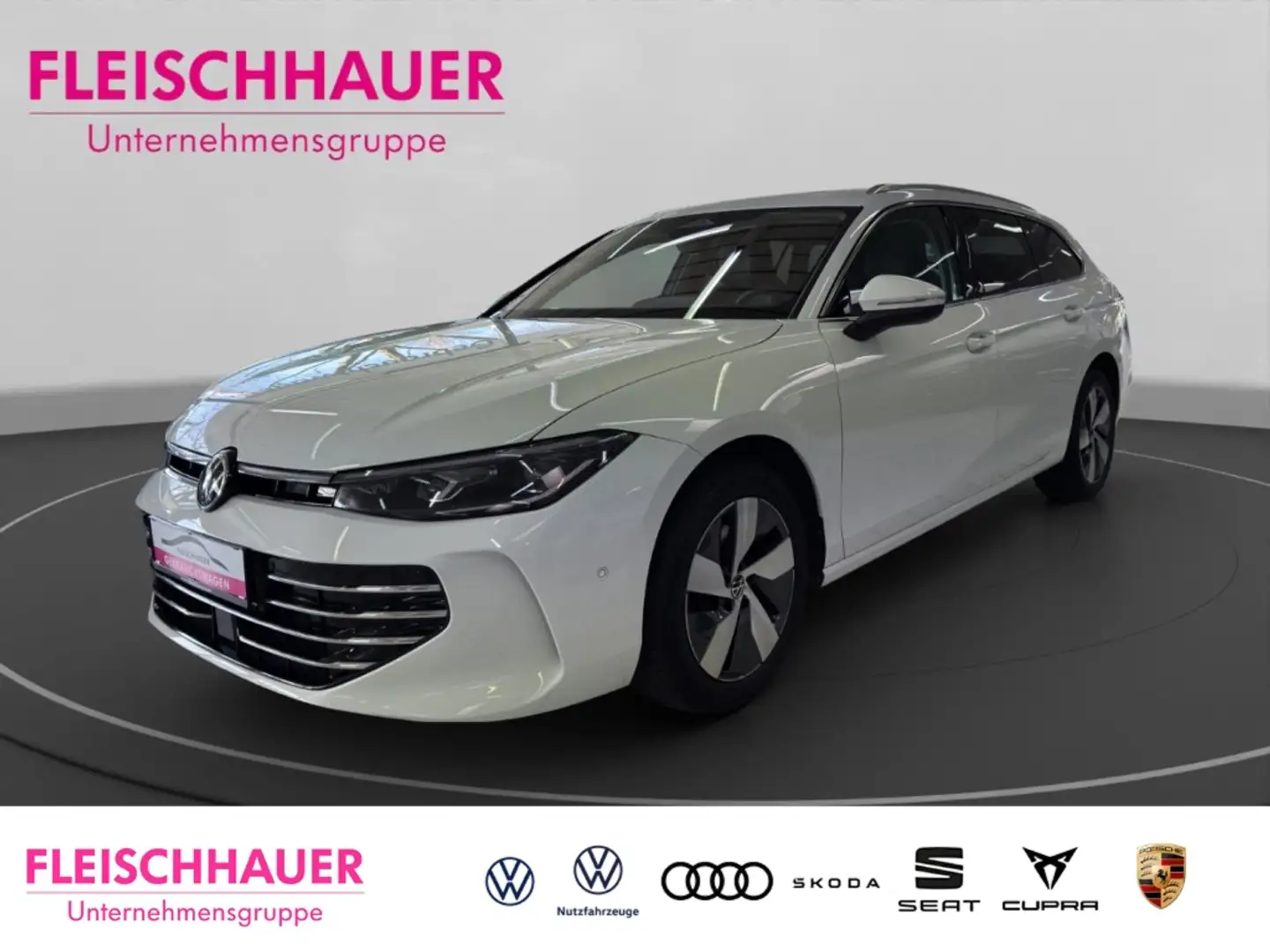 Volkswagen Passat Variant 2.0 TDI Elegance ACC Pano AHK Area View Weiß - 1