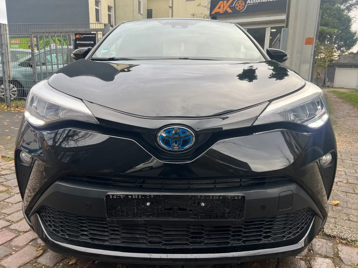 Toyota C-HR 2.0 Hybrid Team DE *AUTOMATIK*KLIMA*KAMERA* Noir - 2