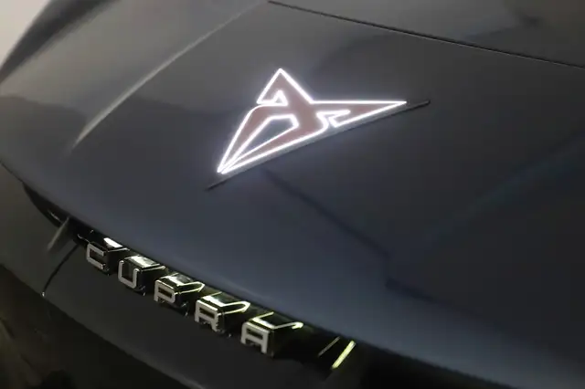 CUPRA Tavascan VZ Extreme 4Drive 250kW/340PS Ansicht 2