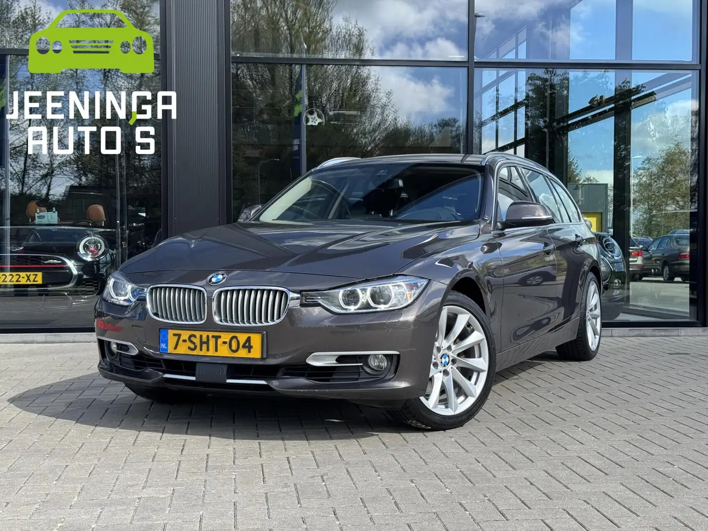 BMW 328 3-serie Touring 328i xDrive High Executive | ACC | Marrón - 1