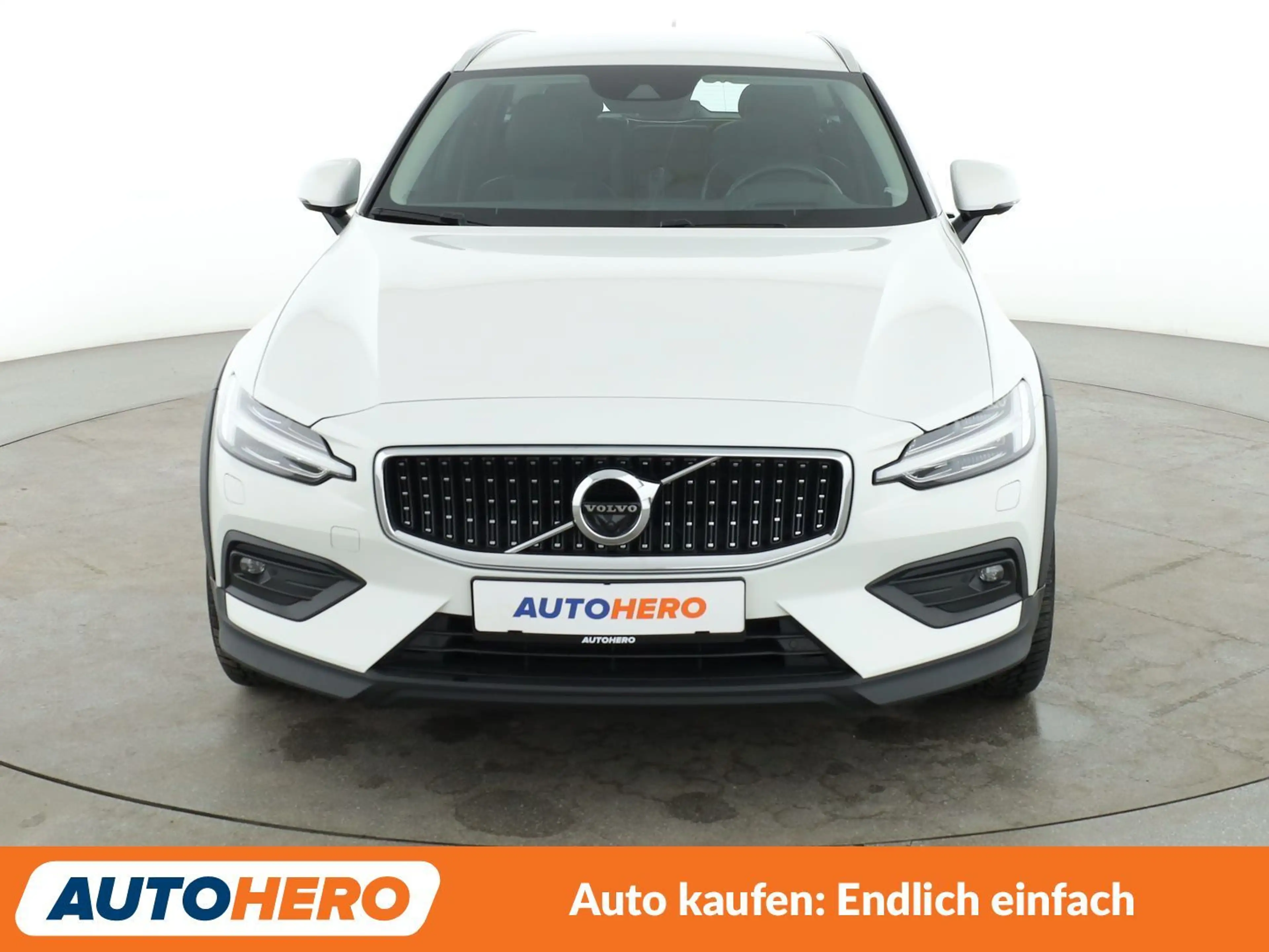 Volvo V60 Cross Country 2.0 D4 AWD Aut.*NAVI*TEMPO*CAM*PDC*TOUCH* — photo 9