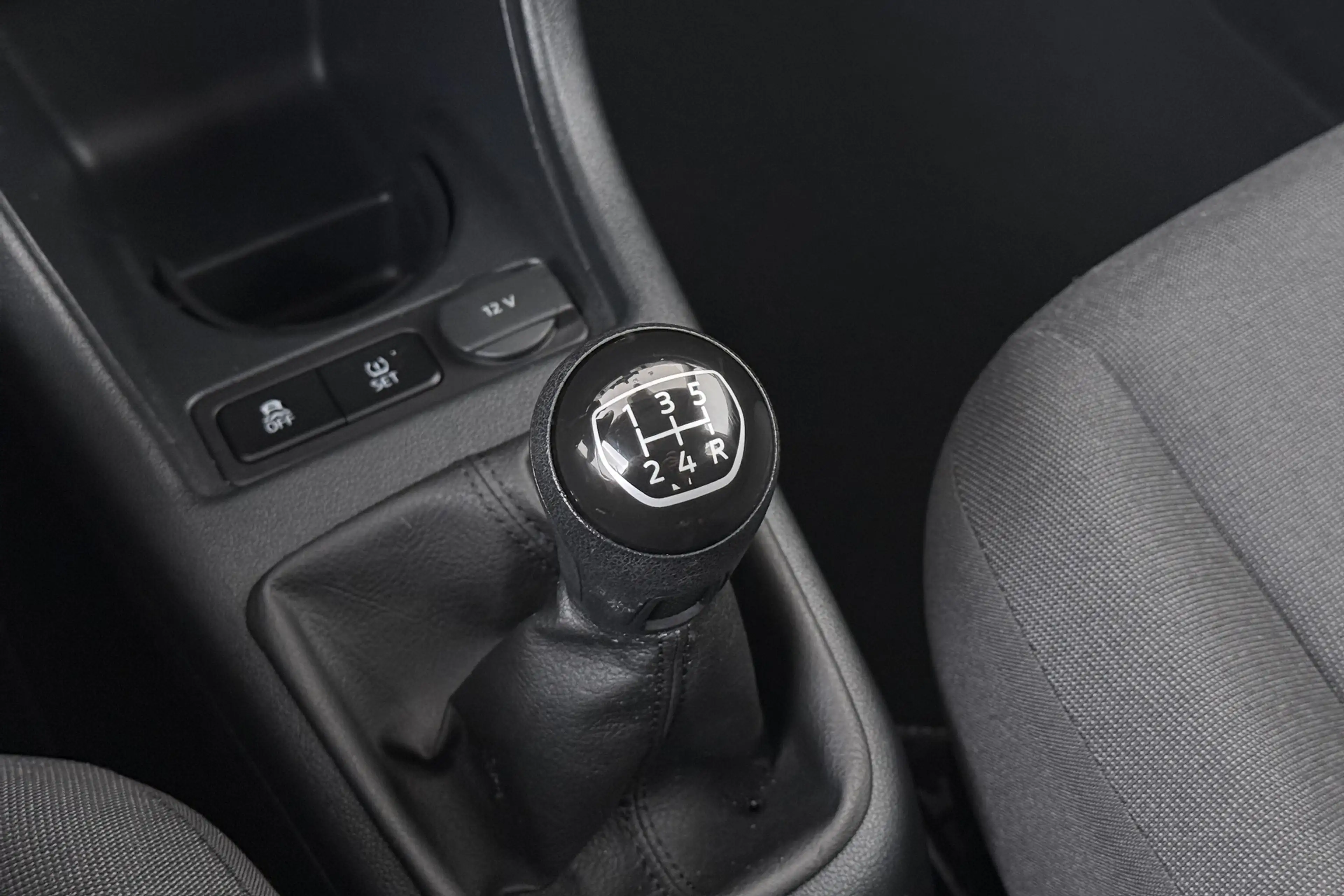 Volkswagen up! 1.0 Move up! NW-Model Multimedia-Scherm Bluetooth — photo 21
