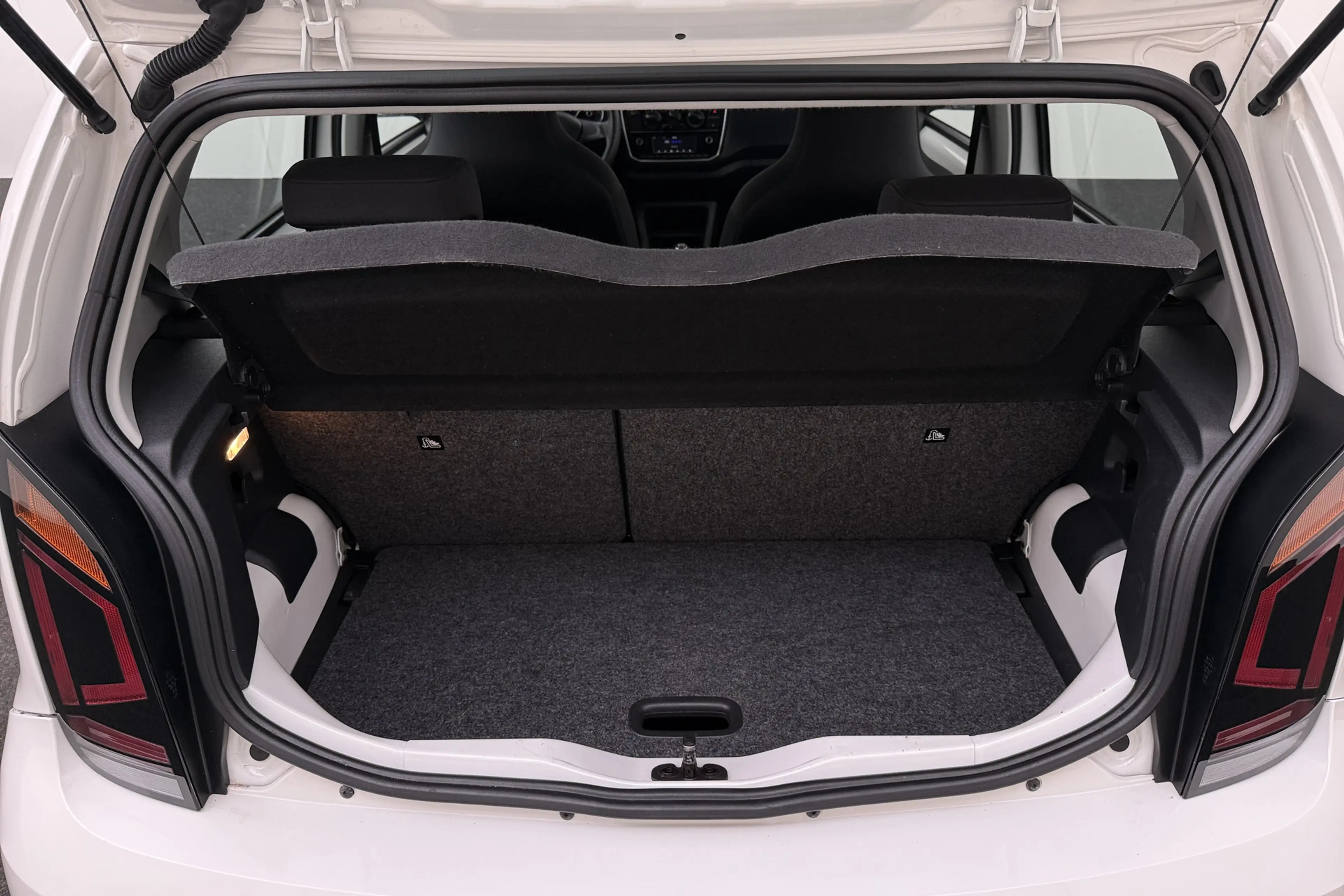Volkswagen up! 1.0 Move up! NW-Model Multimedia-Scherm Bluetooth — photo 13