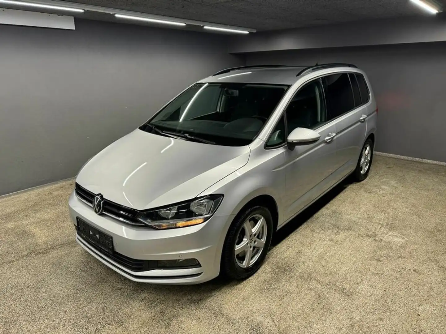 Volkswagen Touran Basis Start-Stopp Silber - 2