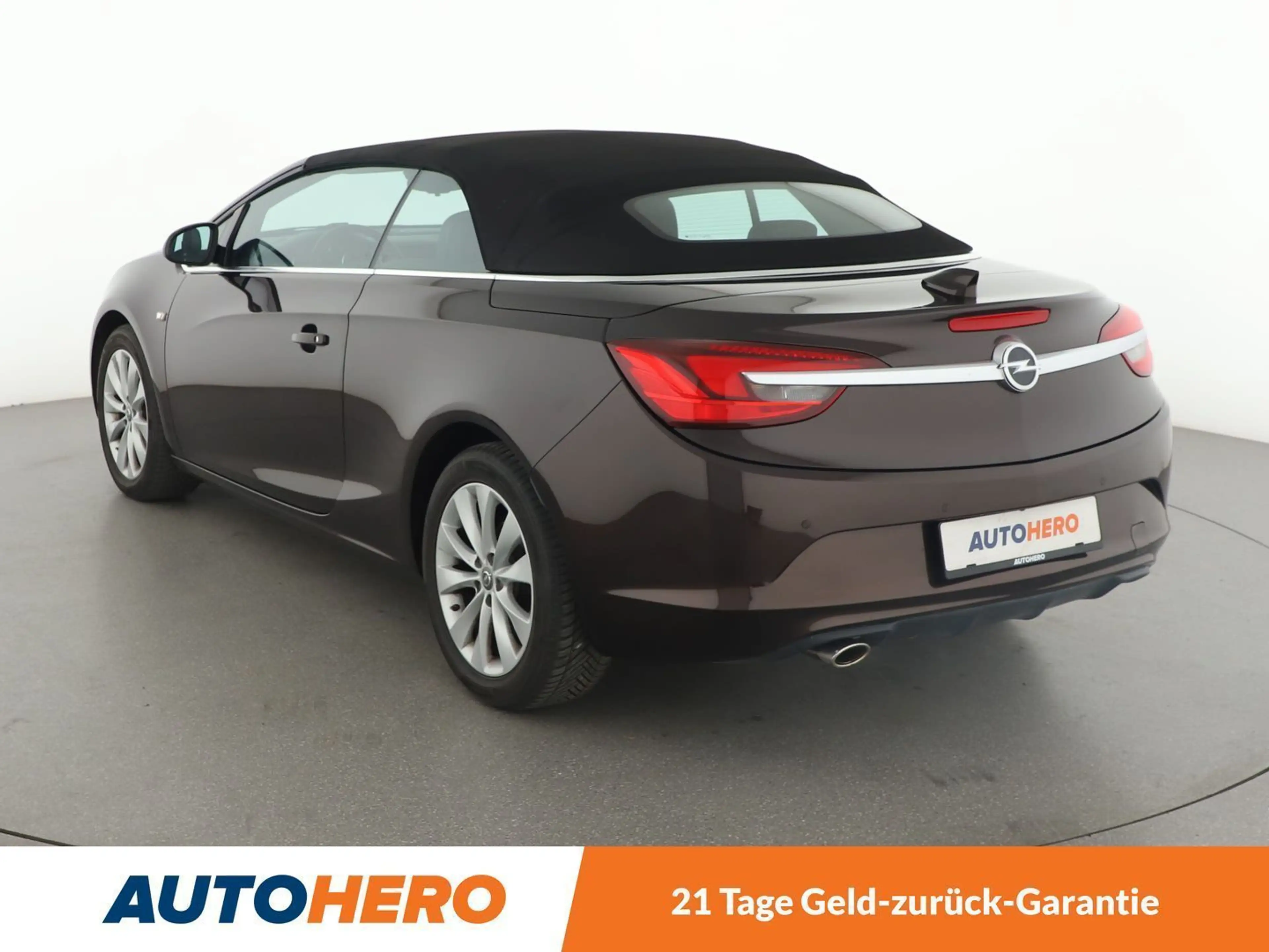 Opel Cascada 1.4 Turbo Excellence*NAVI*TEMPO*PDC*SHZ*KLIMA* — photo 4
