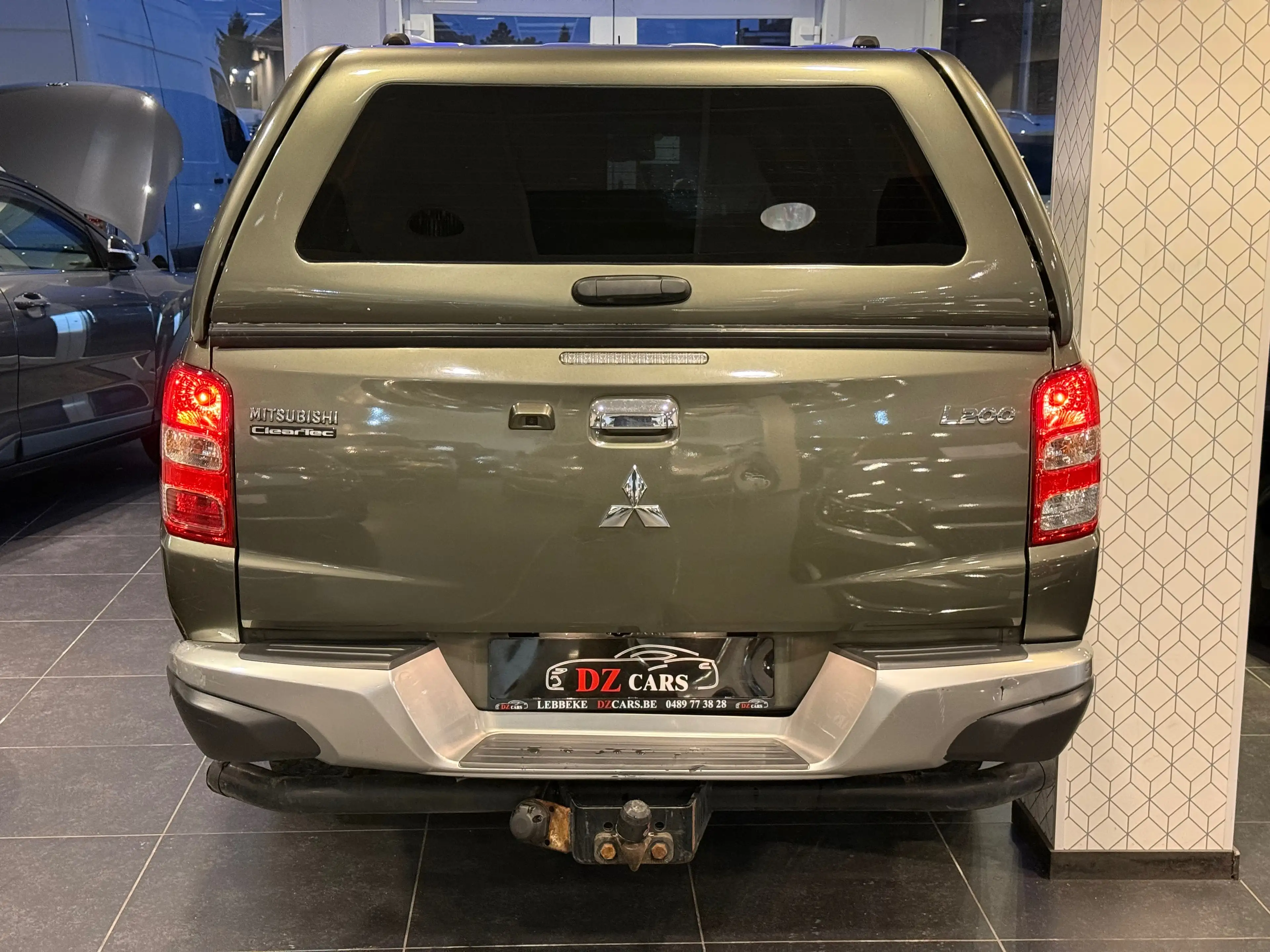Mitsubishi L200 4X4 2.4D 181PK |✅NAVI | KEY LESS | CAMERA |LEDER — photo 4