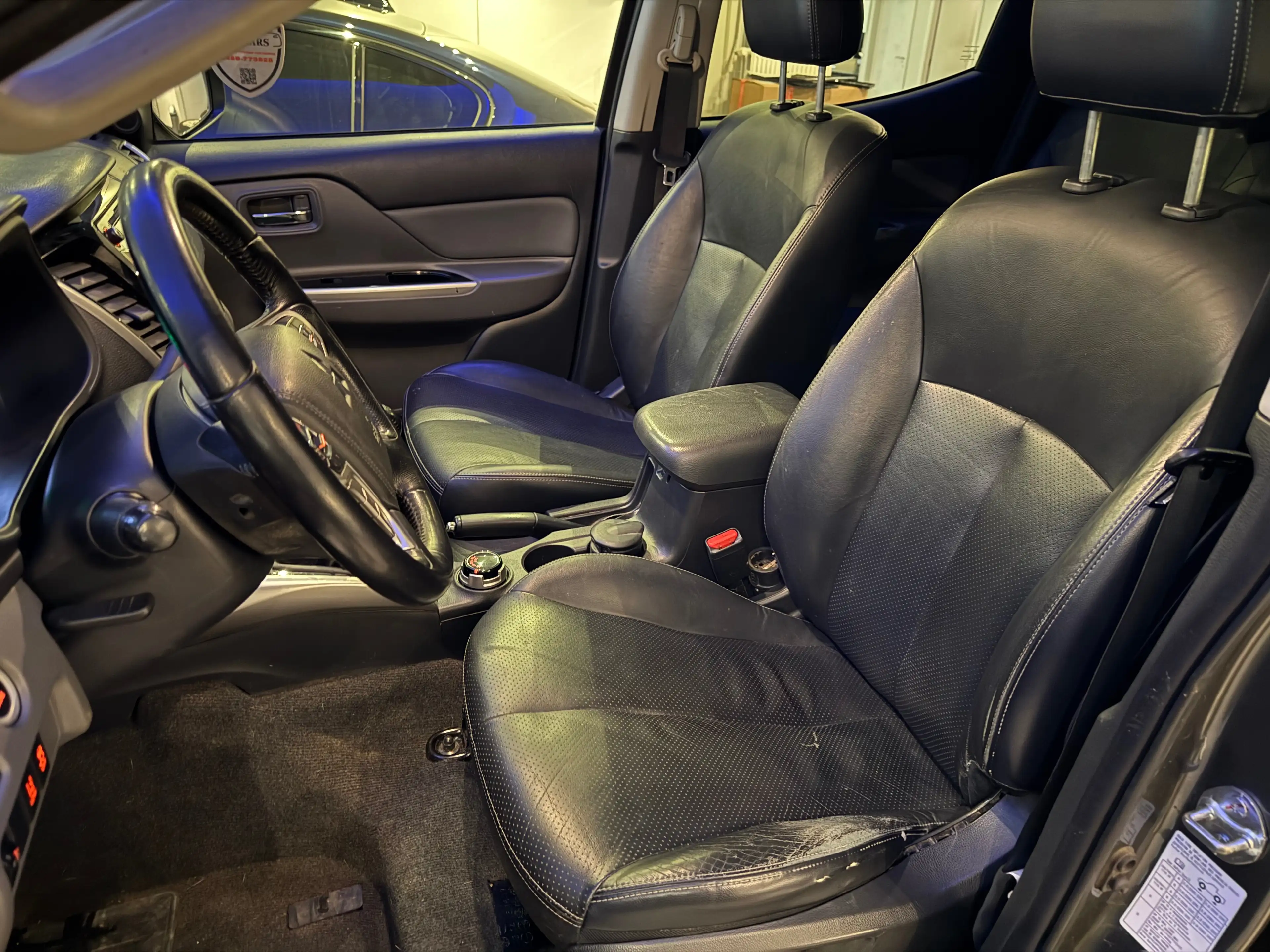 Mitsubishi L200 4X4 2.4D 181PK |✅NAVI | KEY LESS | CAMERA |LEDER — photo 7