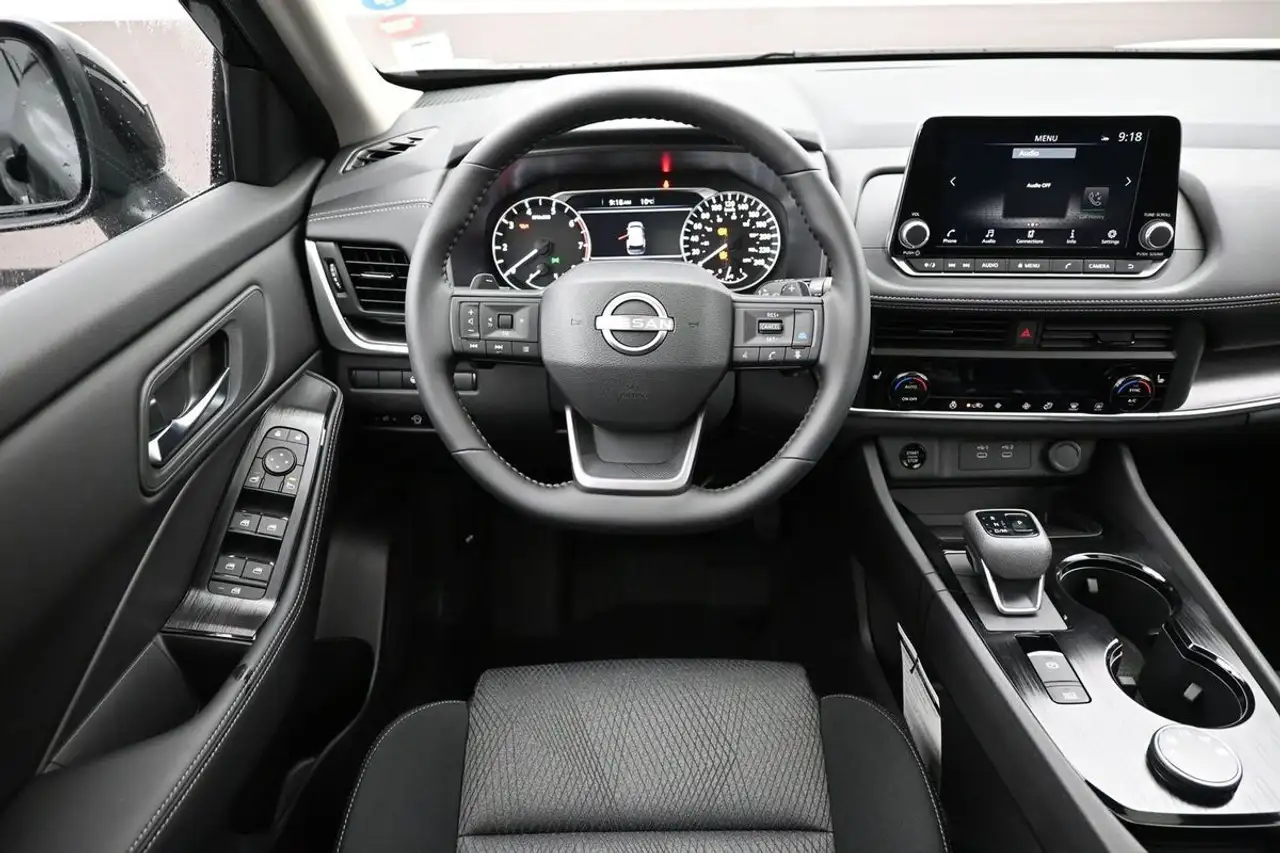 Nissan Rogue снимка Nissan Rogue