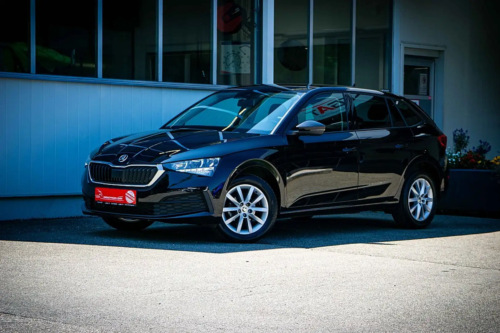 Skoda Scala 1,0 TSI Active *TEMPOMAT*CARPLAY*ANDROID AUTO* Noir - 2
