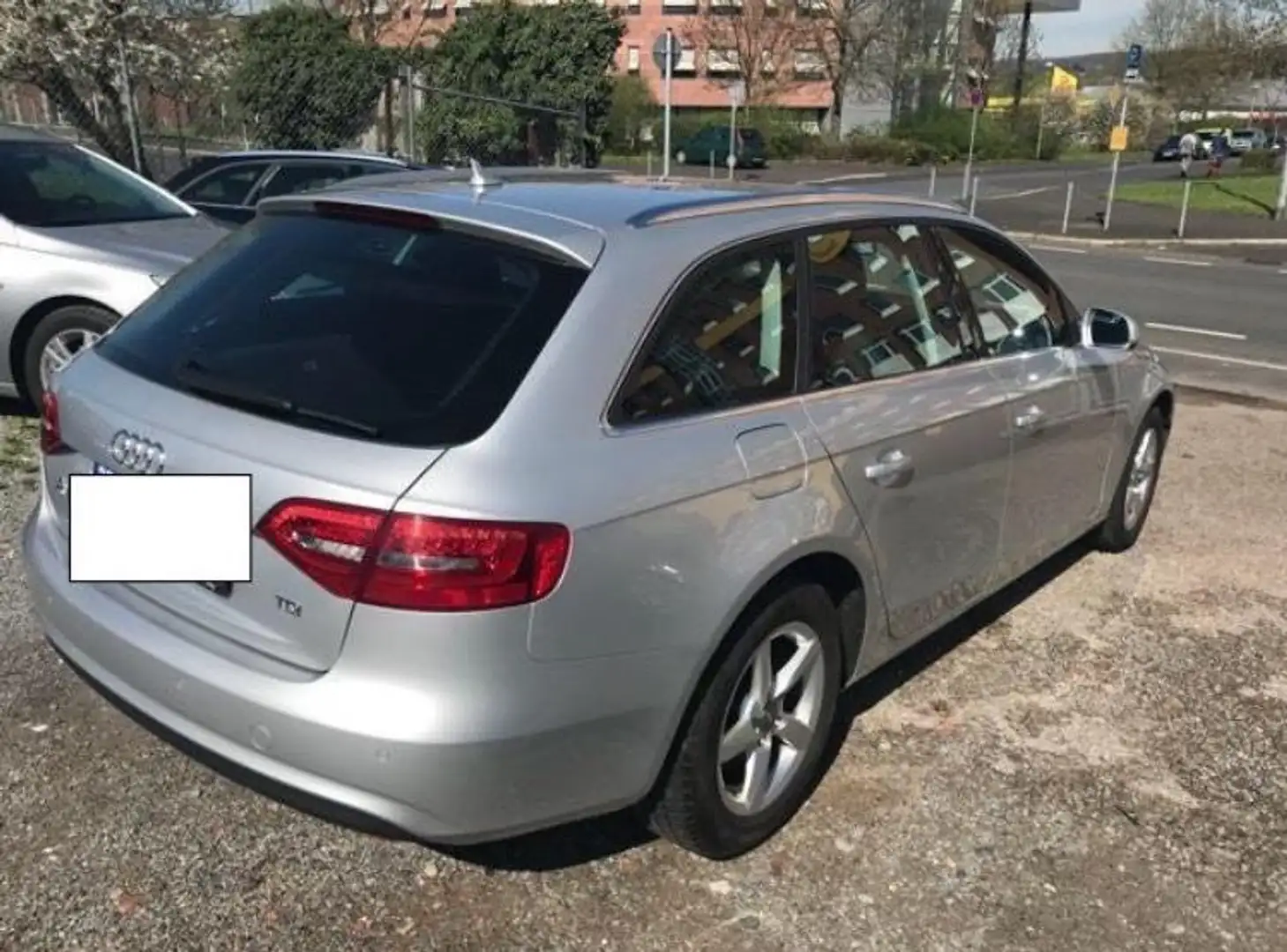 Audi A4 Avant 2.7 V6 tdi Ambiente - 2