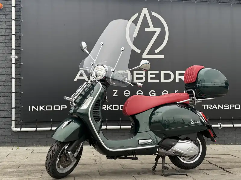 Vespa GTS Super 300
