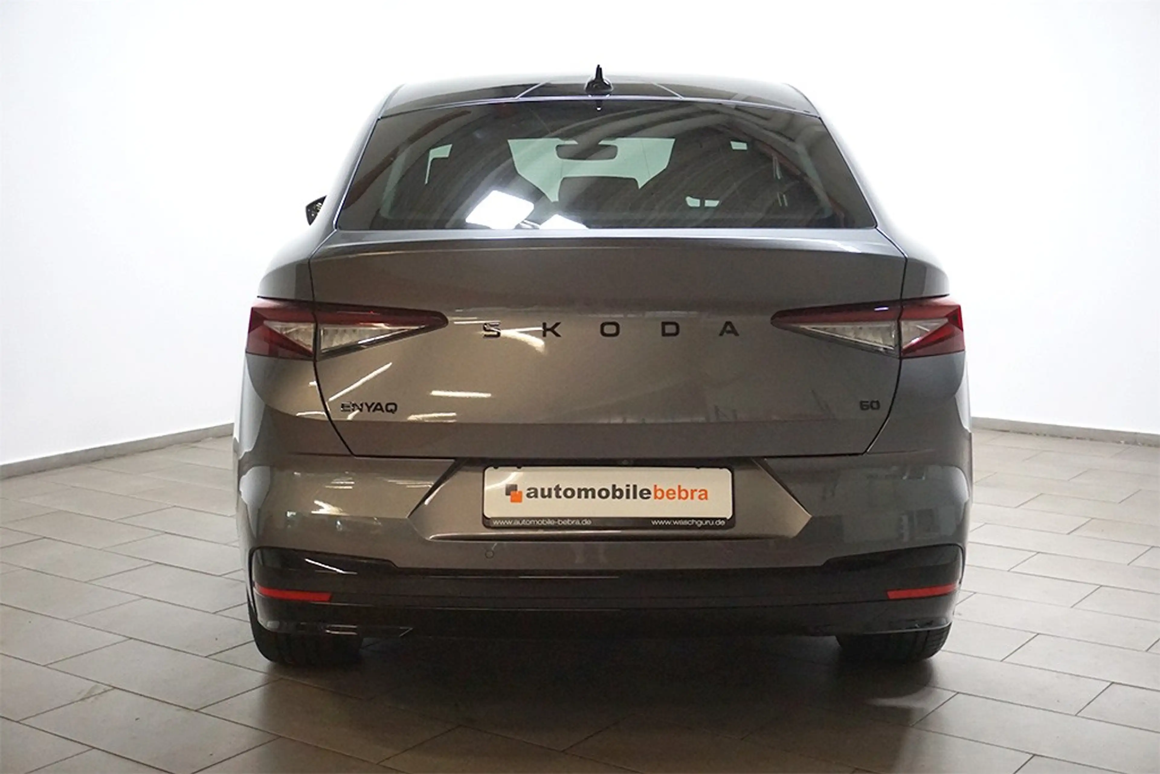 Skoda Enyaq 60e 132KW Sportline Virtual Pano Wärmepump — photo 6