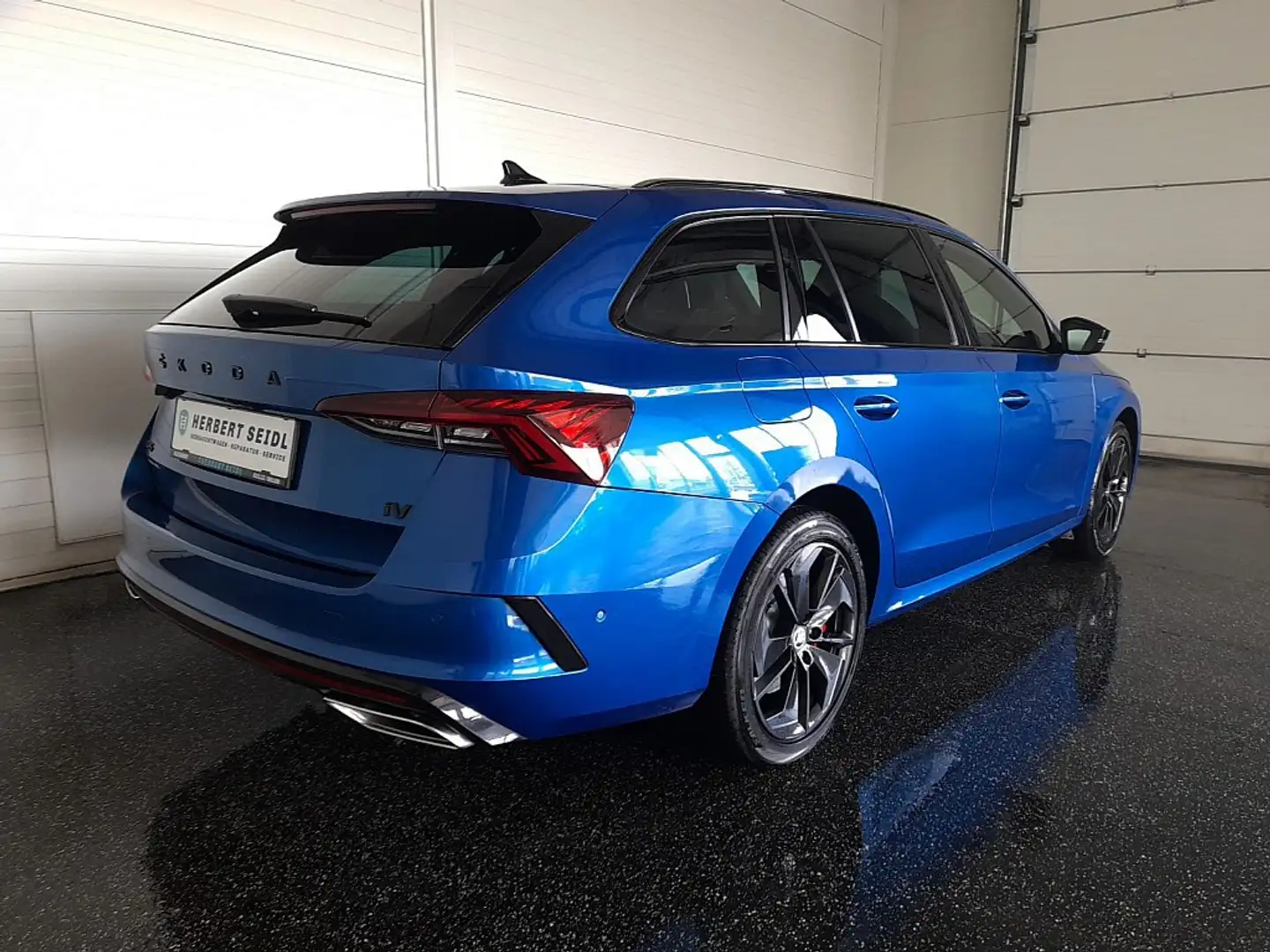 Skoda Octavia Combi RS IV 150/245 DSG *RS EXKLUSIV INTERIEUR ... plava - 2