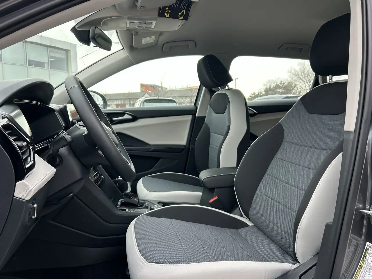 Volkswagen Taos снимка Volkswagen Taos