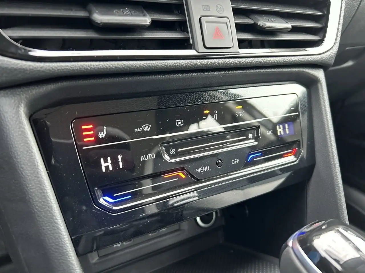 Volkswagen Taos снимка Volkswagen Taos
