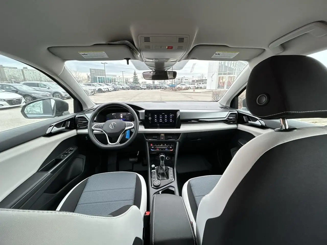 Volkswagen Taos снимка Volkswagen Taos