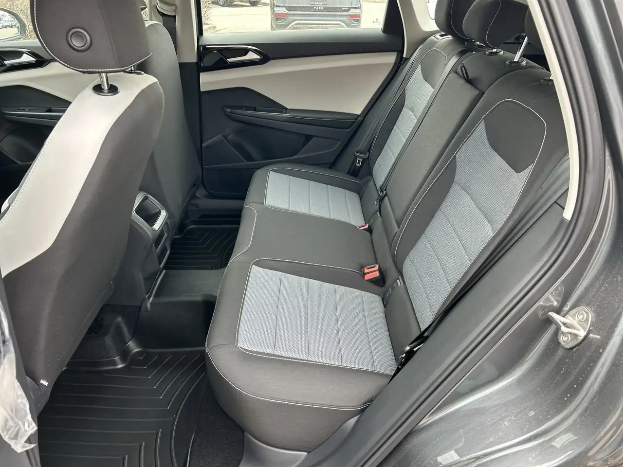 Volkswagen Taos снимка Volkswagen Taos