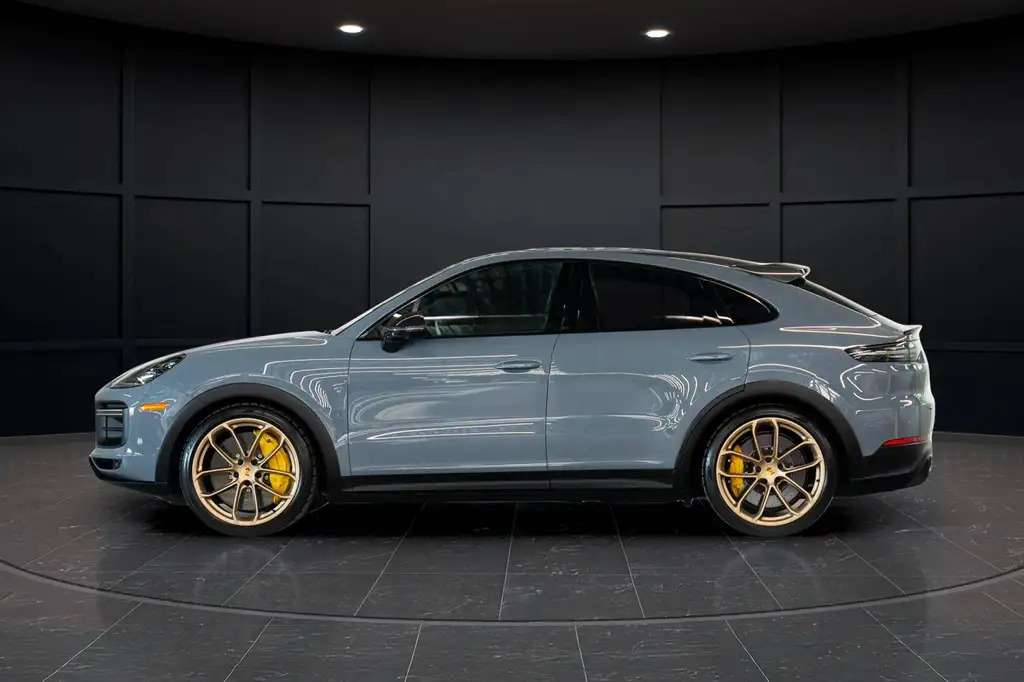 2023 Porsche Cayenne Turbo LOW KM ONLY 23900 km — снимка 1