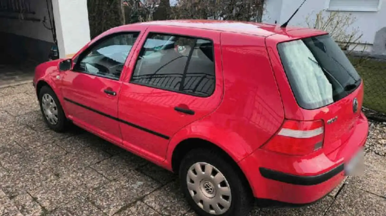 Volkswagen Golf Standard Model — photo 9