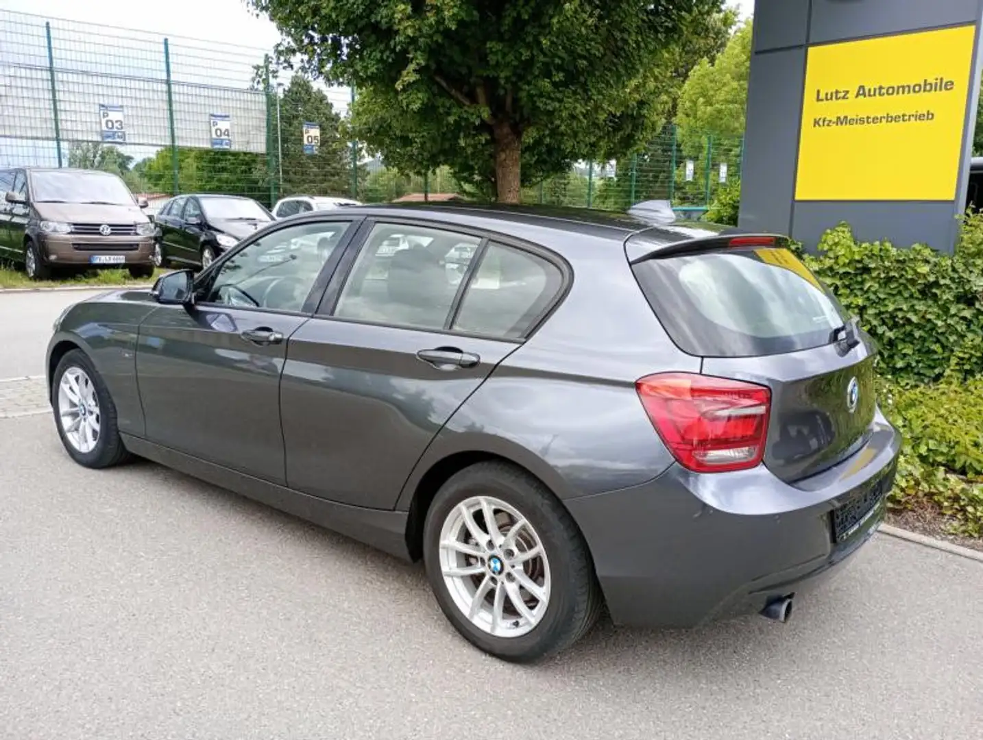 BMW 116 Diesel 5-türig Gris - 2