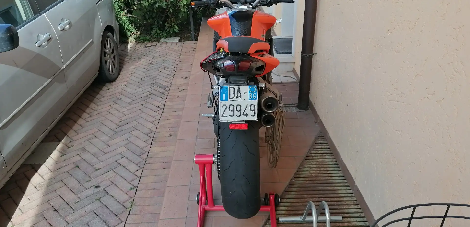 MV Agusta Brutale 910 s Portocaliu - 2