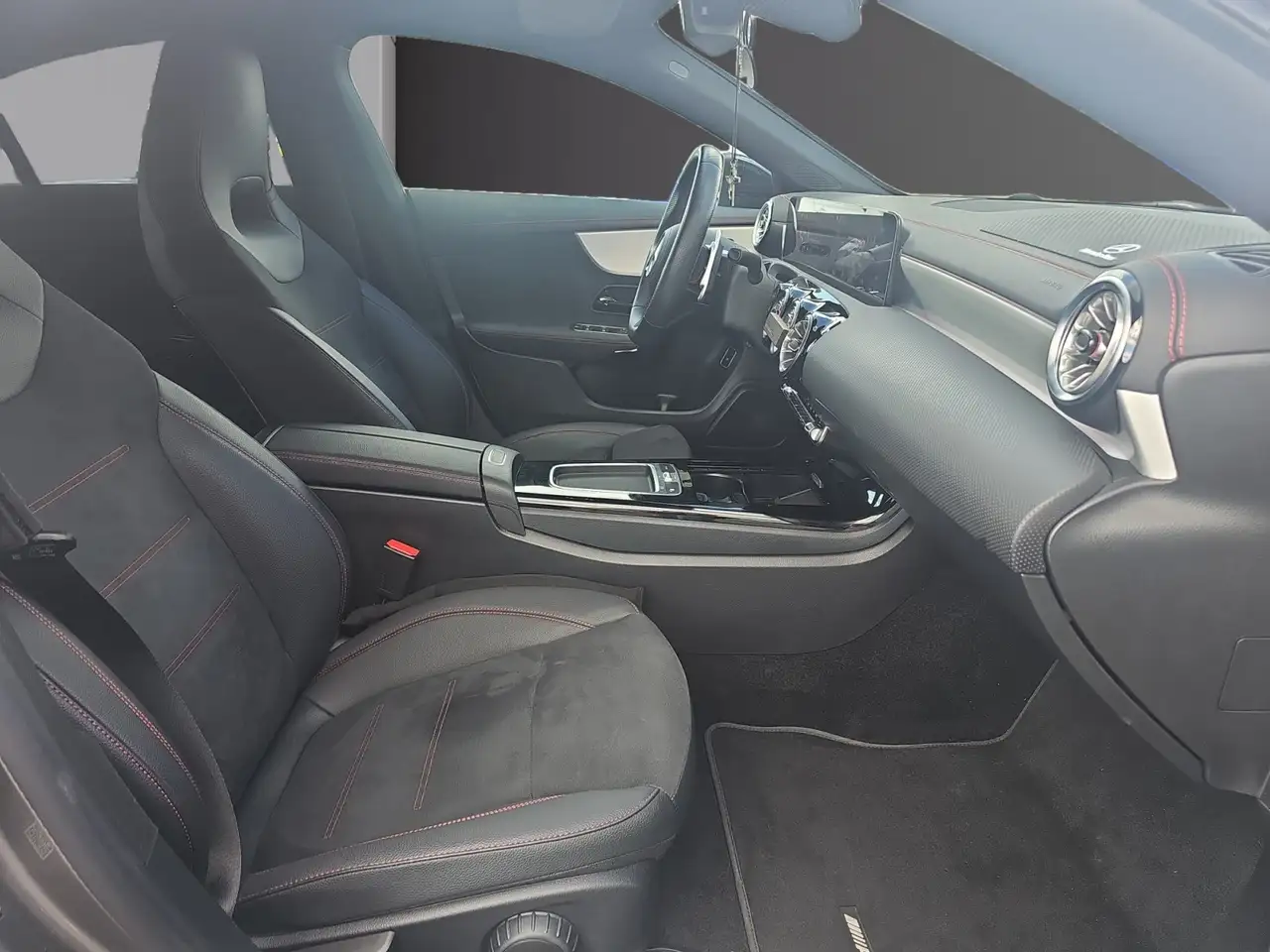 Mercedes-Benz CLA 180 AMG Line (EURO 6d), миниатюра 8