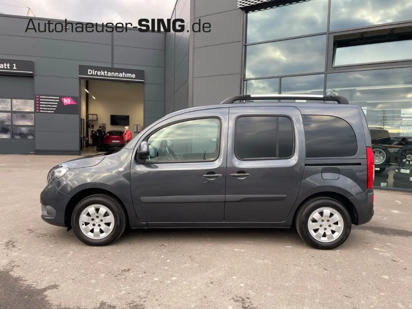 Mercedes-Benz Citan Tourer 112 Kombi Tempomat Klimaanlage PDC Gris - 2