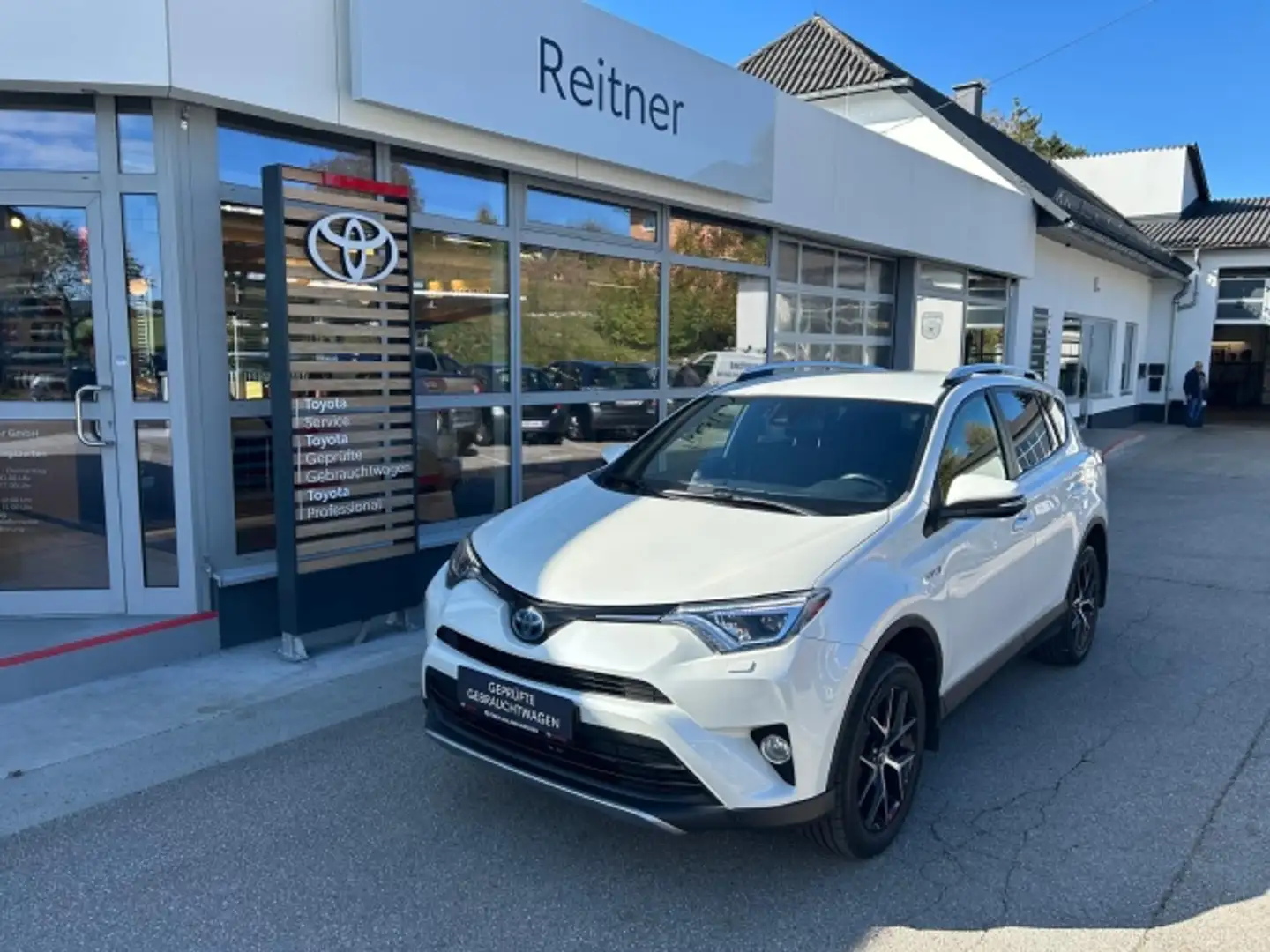 Toyota RAV 4 RAV4 2,5 4WD HSD Weiß - 1
