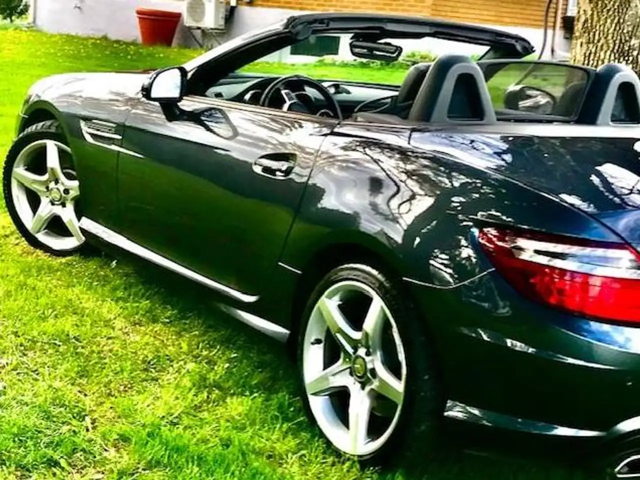 Mercedes-Benz SLK снимка Mercedes-Benz SLK