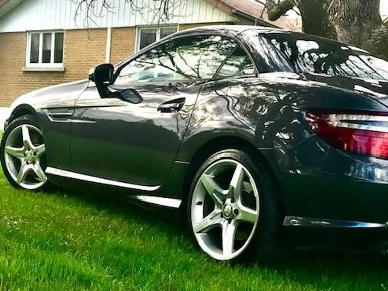 Mercedes-Benz SLK снимка Mercedes-Benz SLK